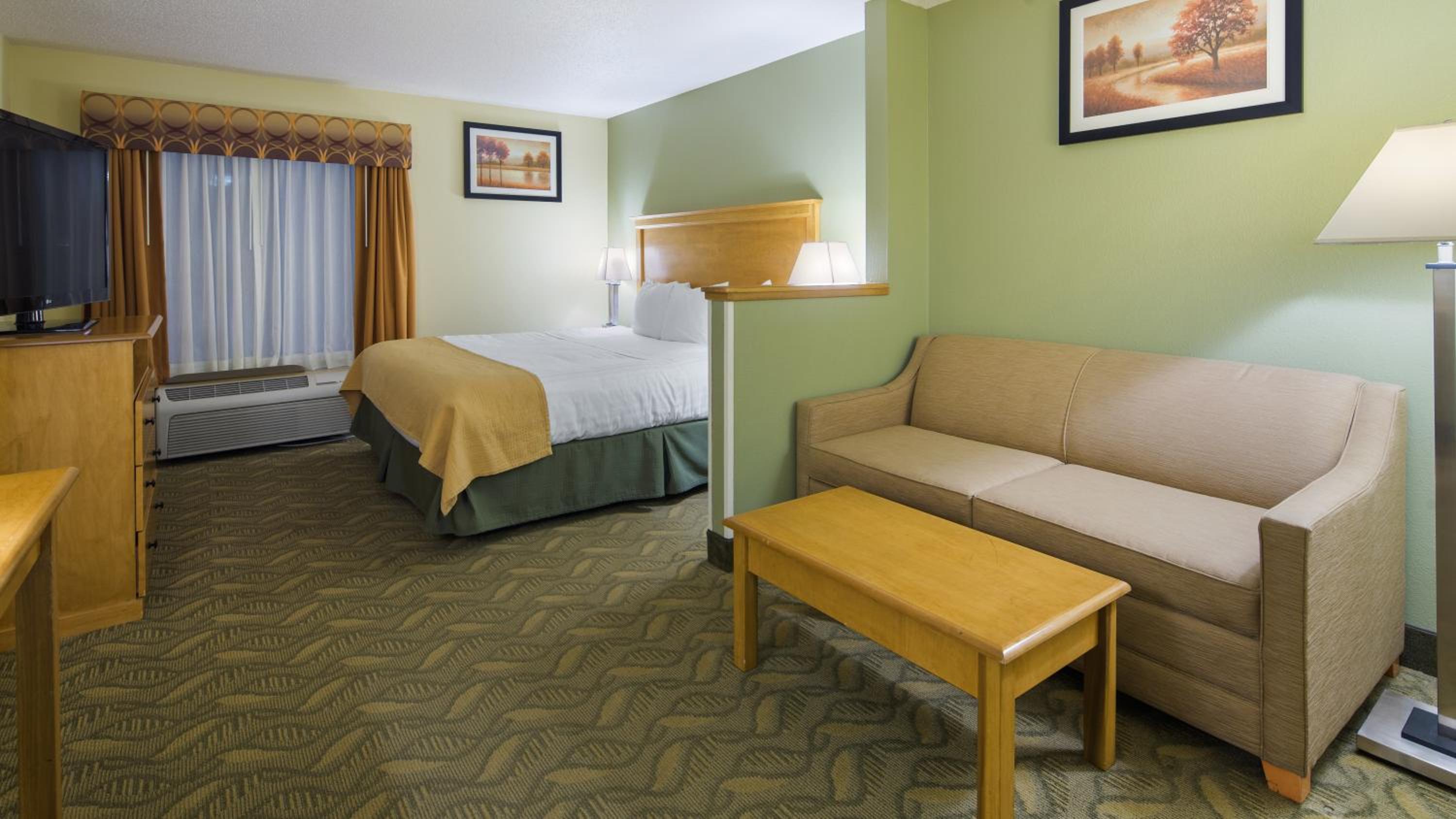 King Suite with Sofa Bed