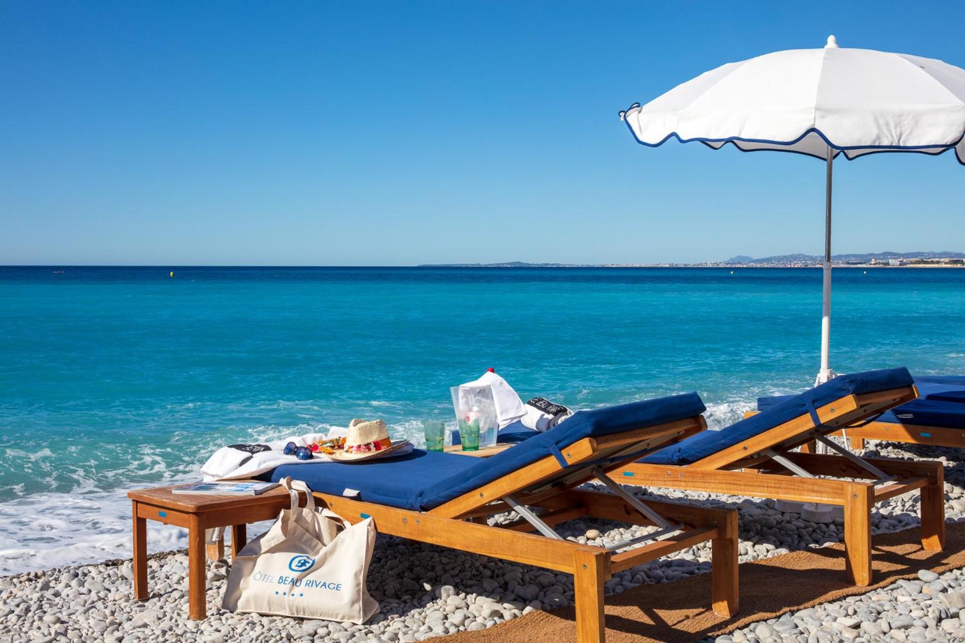 Deluxe Room with Terrace with Beach Package