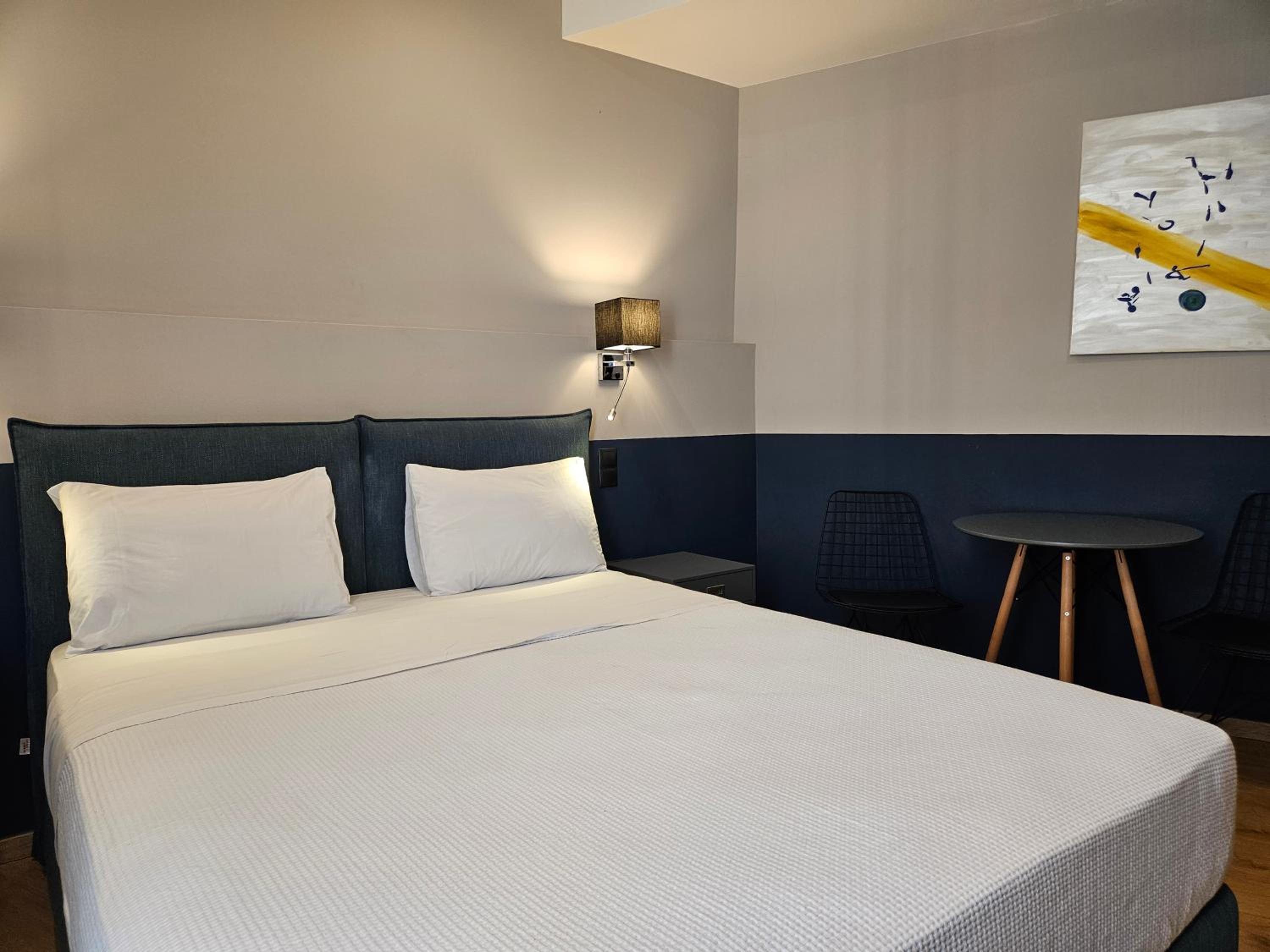 Standard Room with Terrace & City View | High Floor