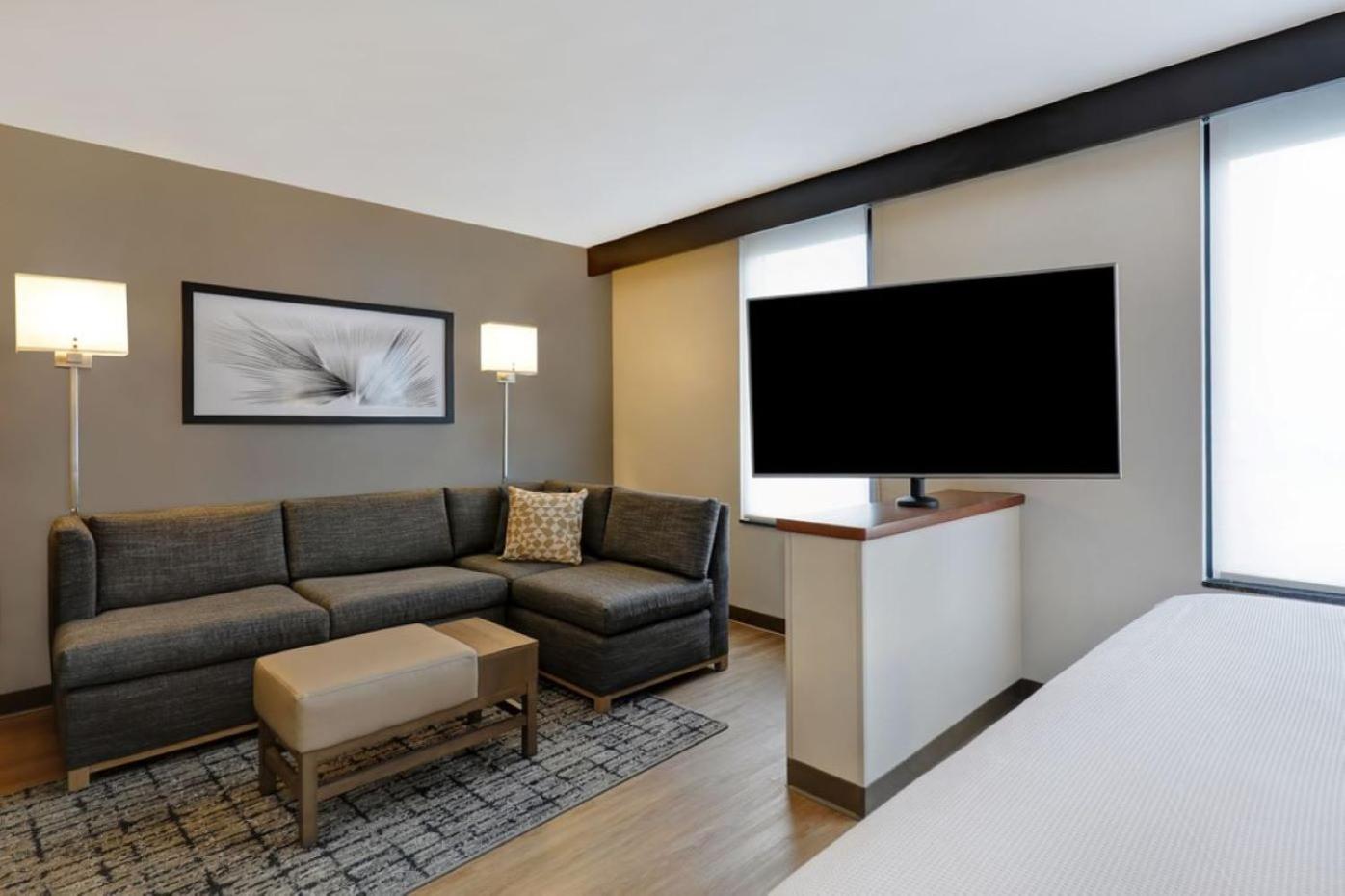 King Room with Sofa Bed and Accessible Tub - Disability Access