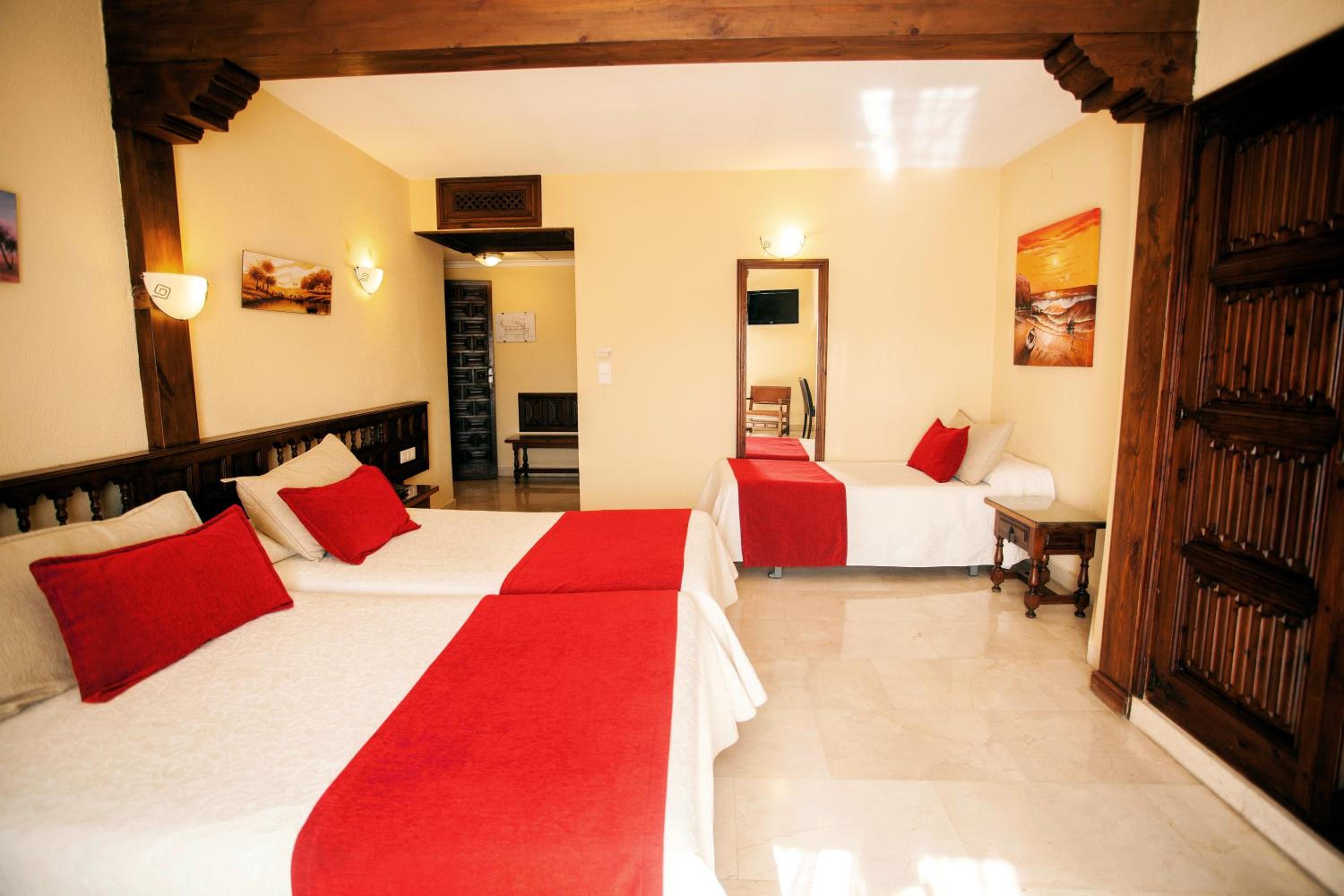 Triple Room