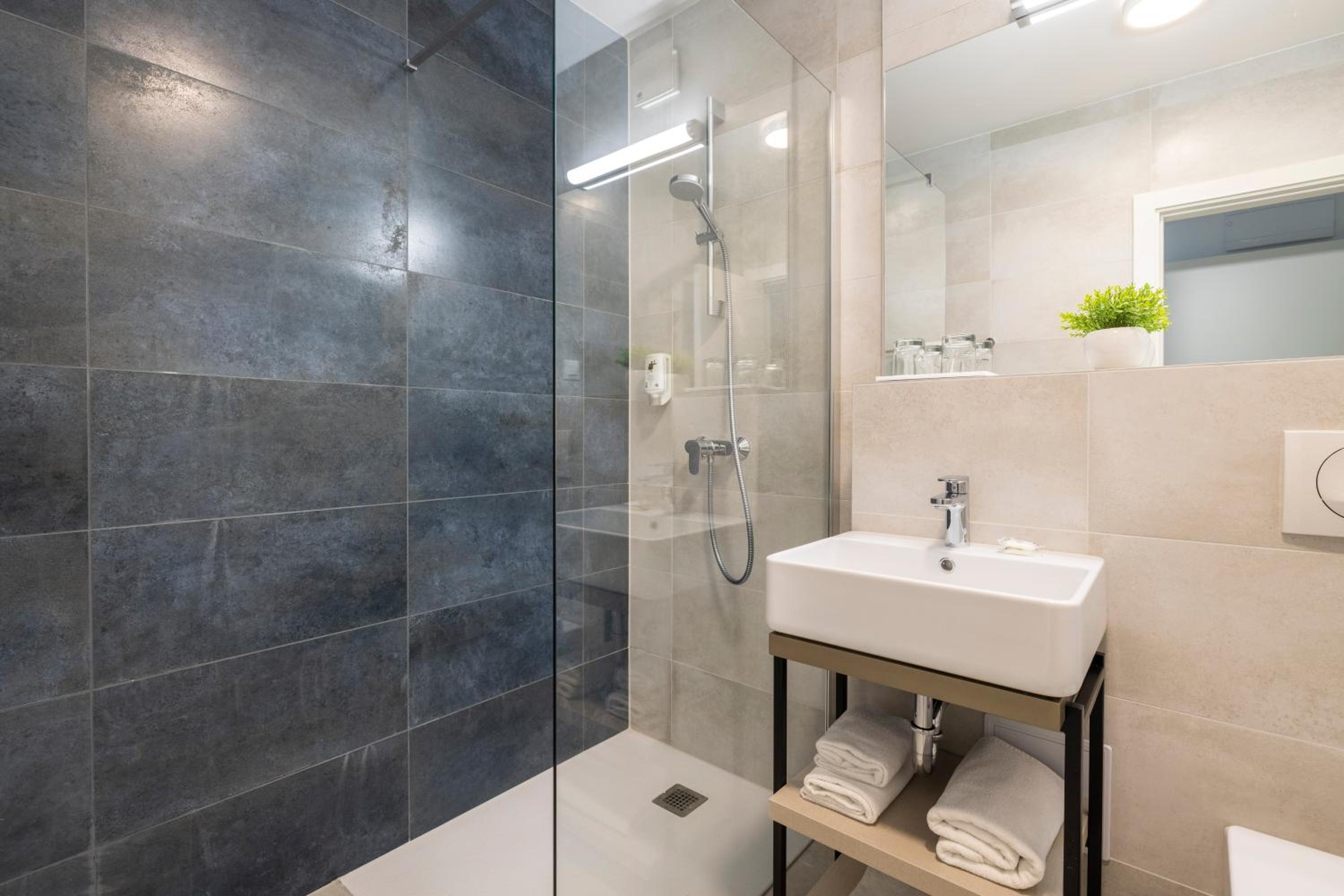 Superior Double Room with Extra Bed