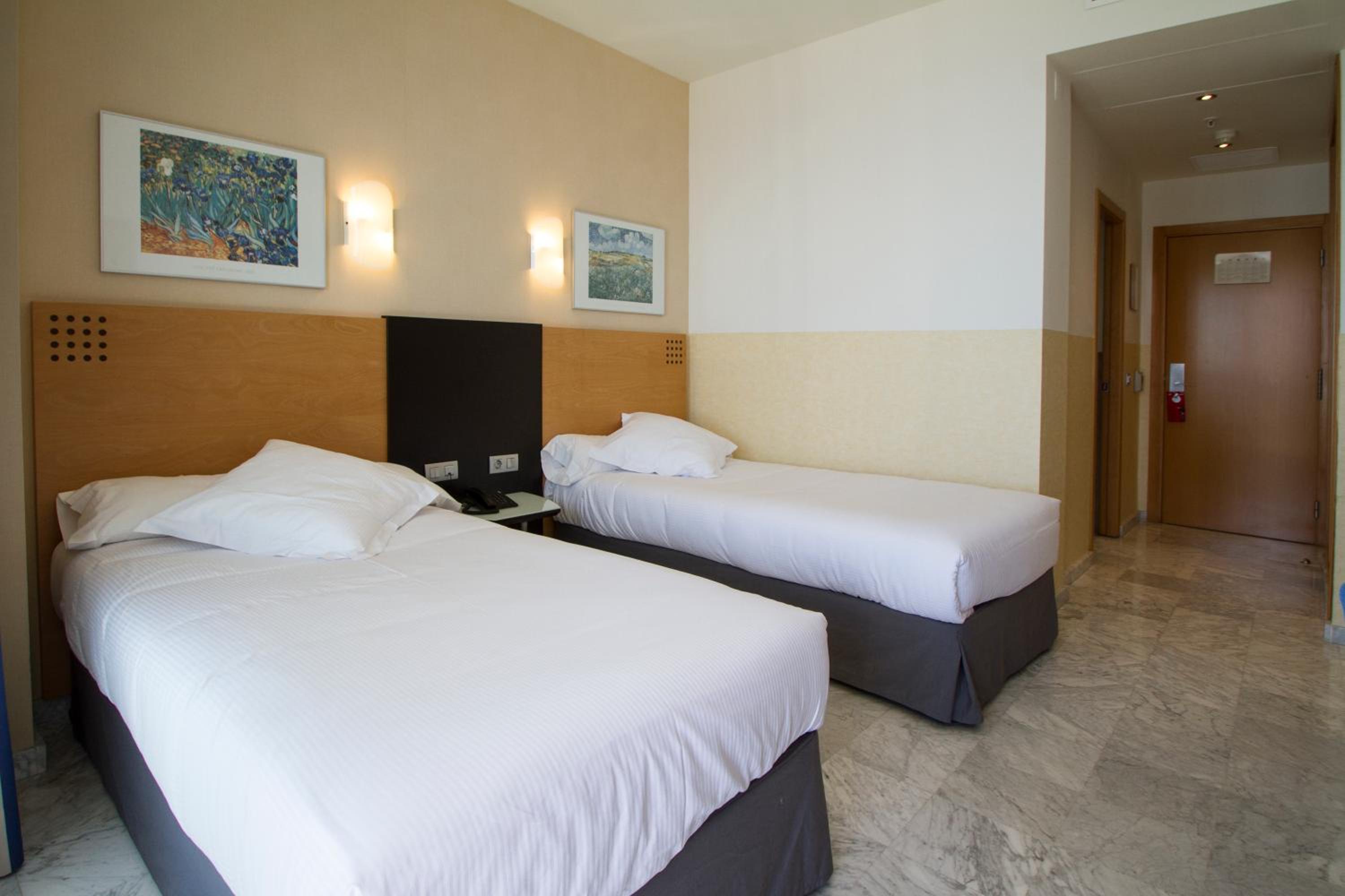 Twin Room with Terrace