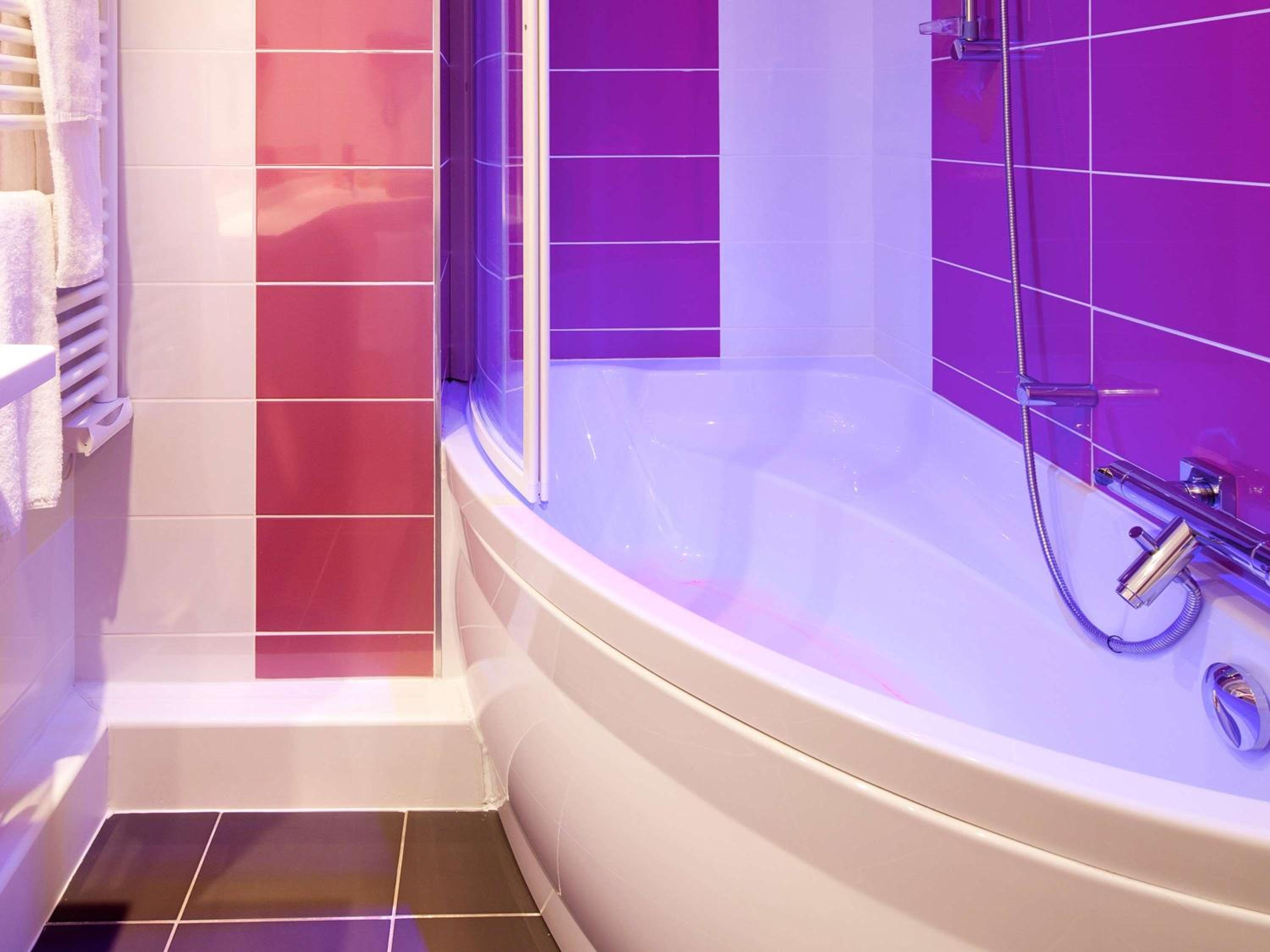 Standard Suite with One Double Bed and Two Single Beds