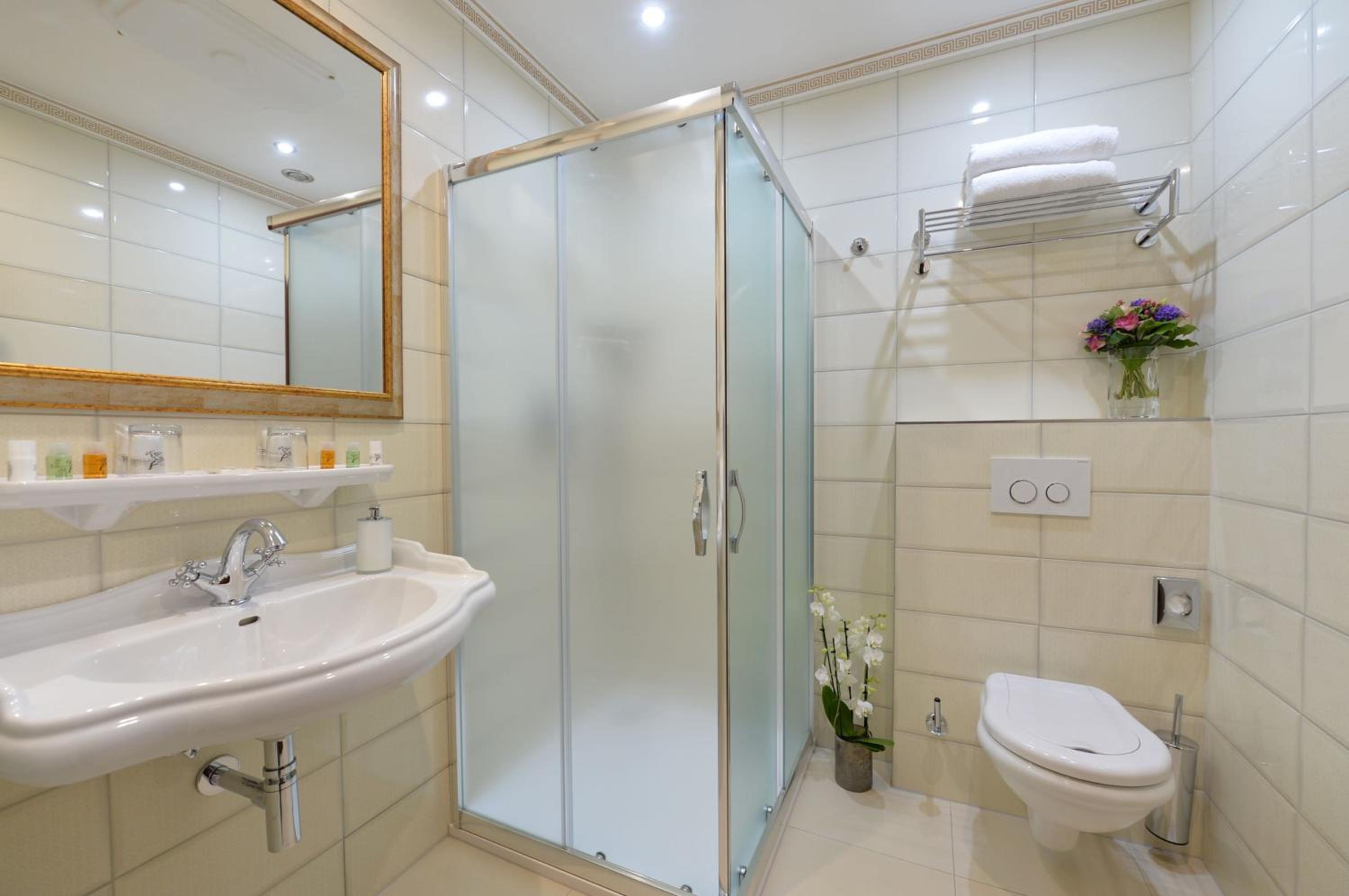 Classic Double or Twin Room