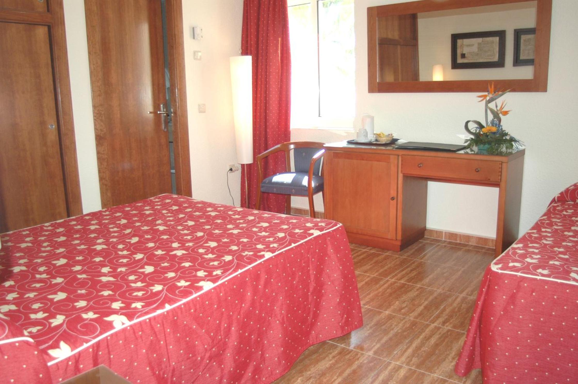 Triple Room (2 Adults + 1 Child)