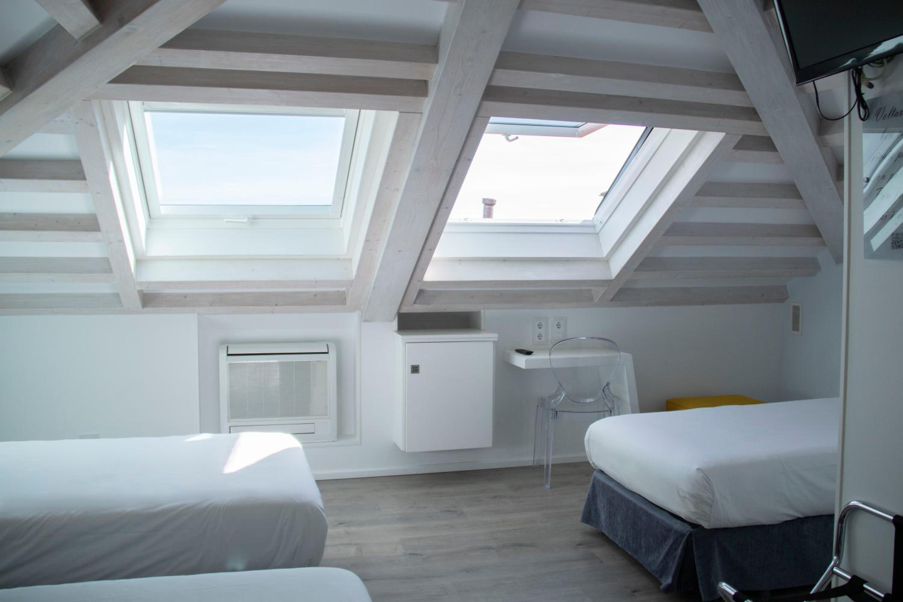 Superior Family Room