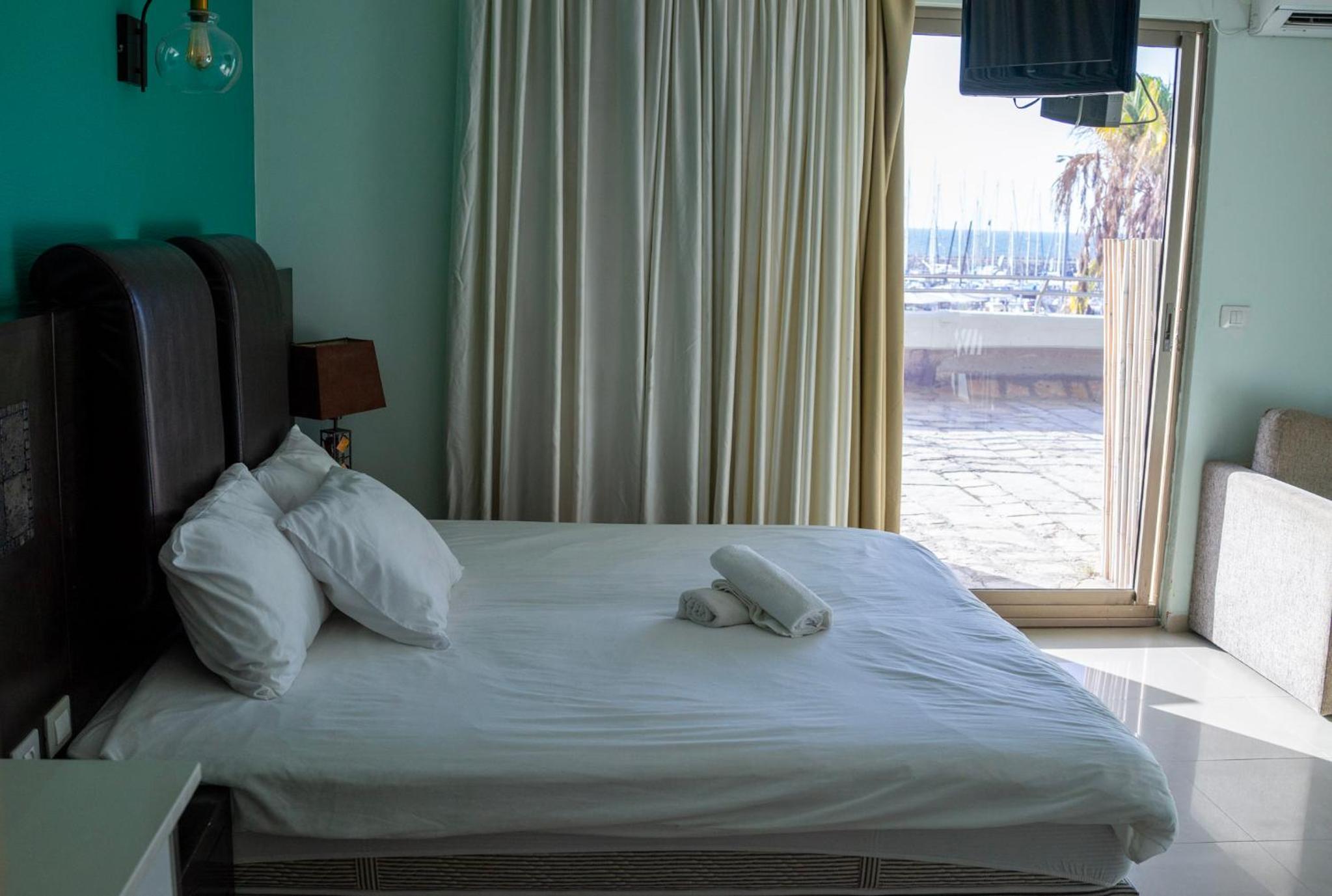 Studio with Sea View
