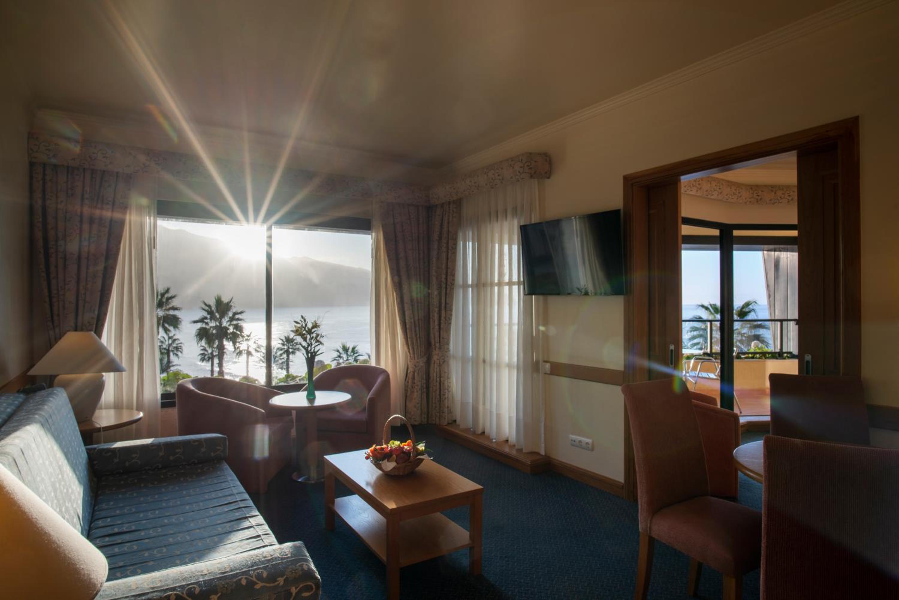 Suite with Sea View