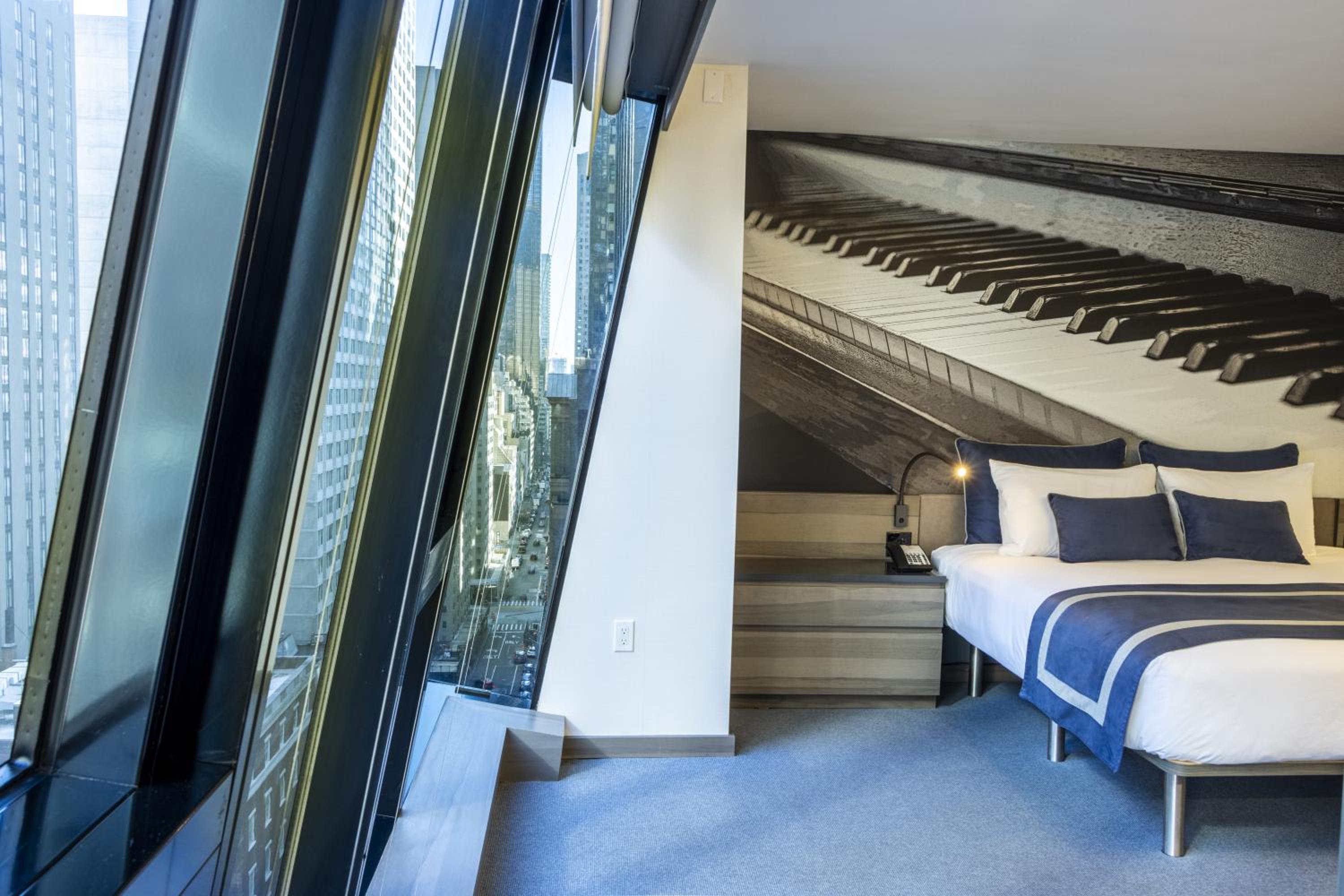 Superior King Junior Suite 