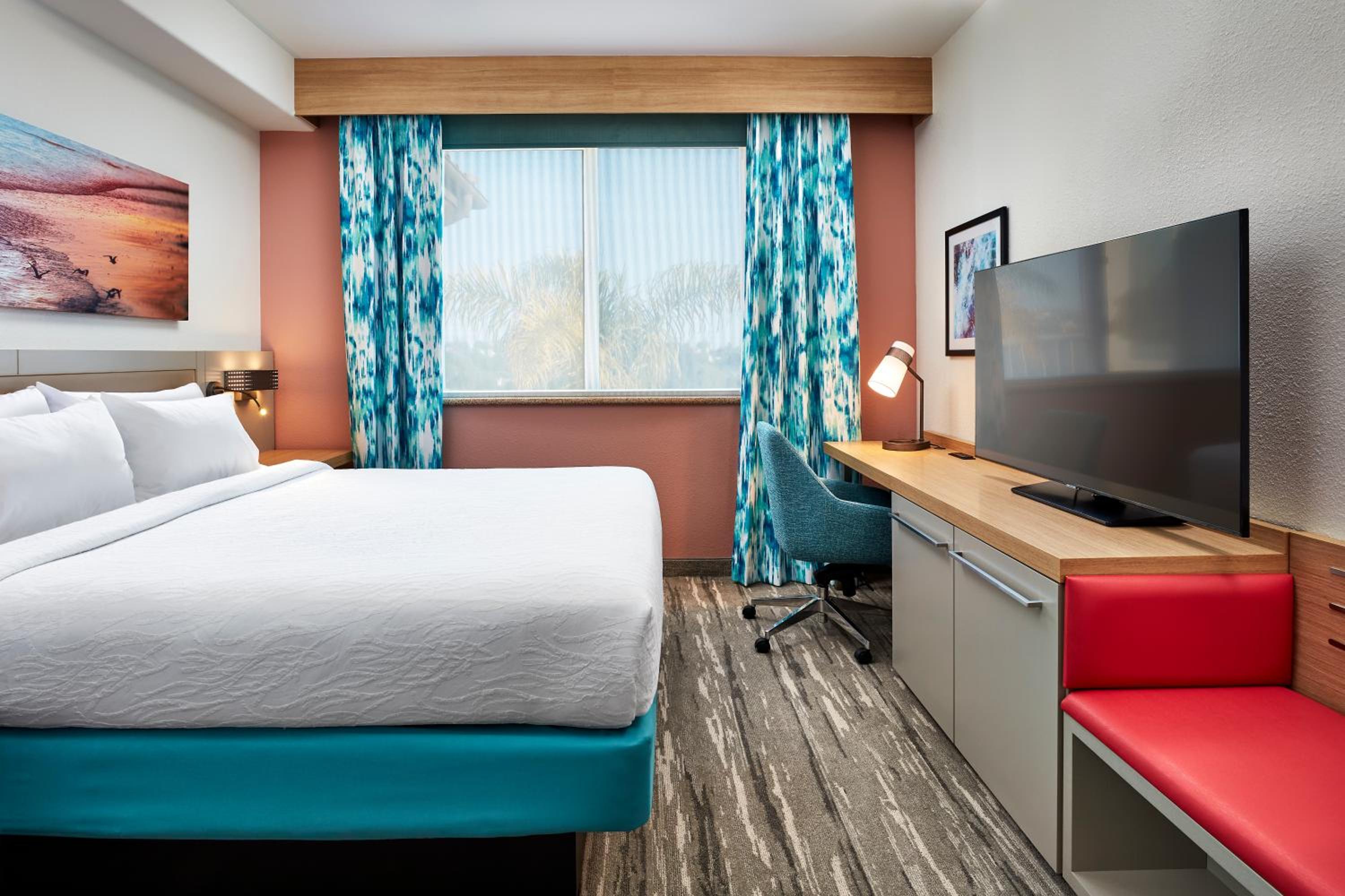 One-Bedroom King Suite