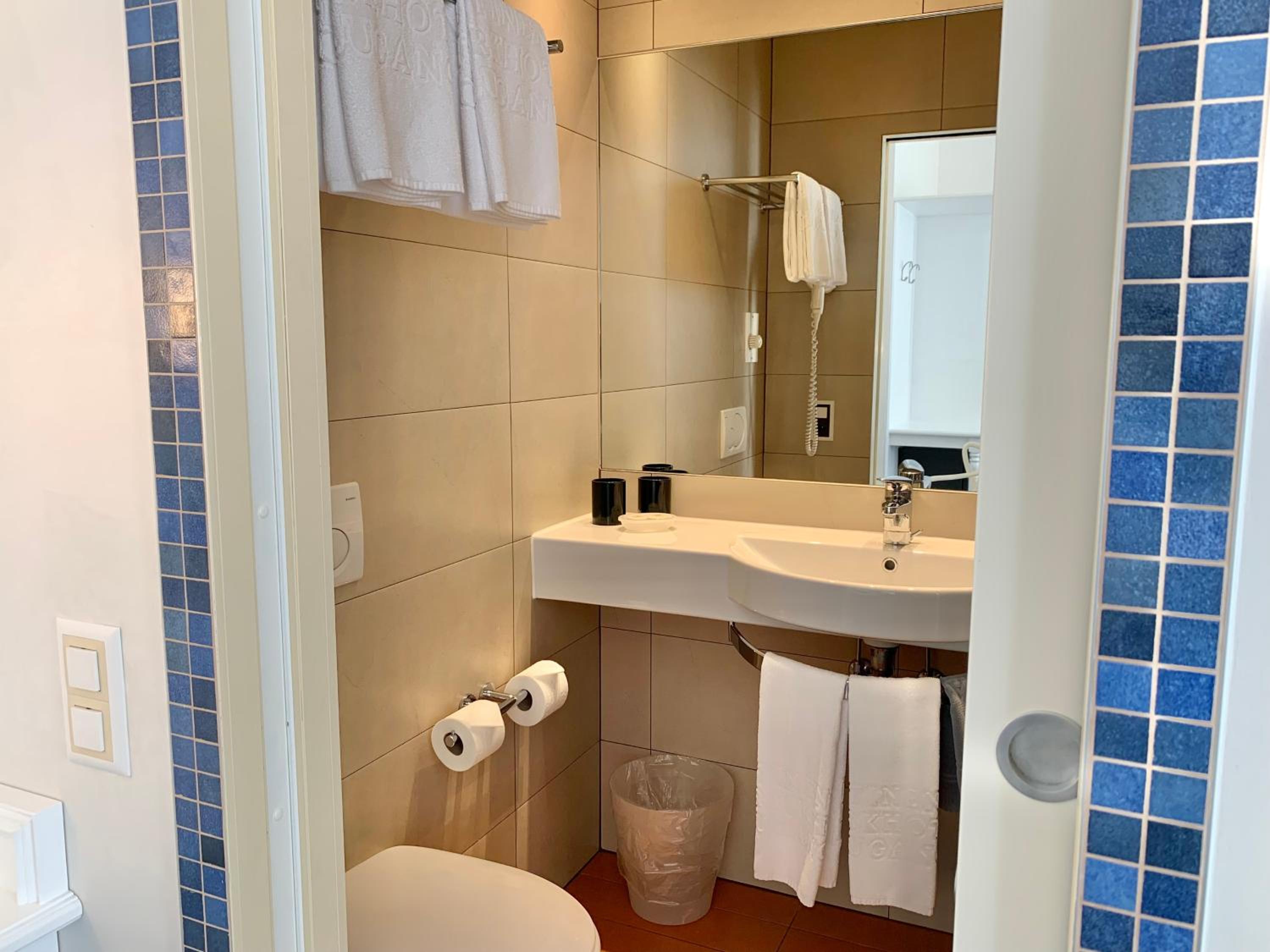 Superior Plus Twin Room South Side