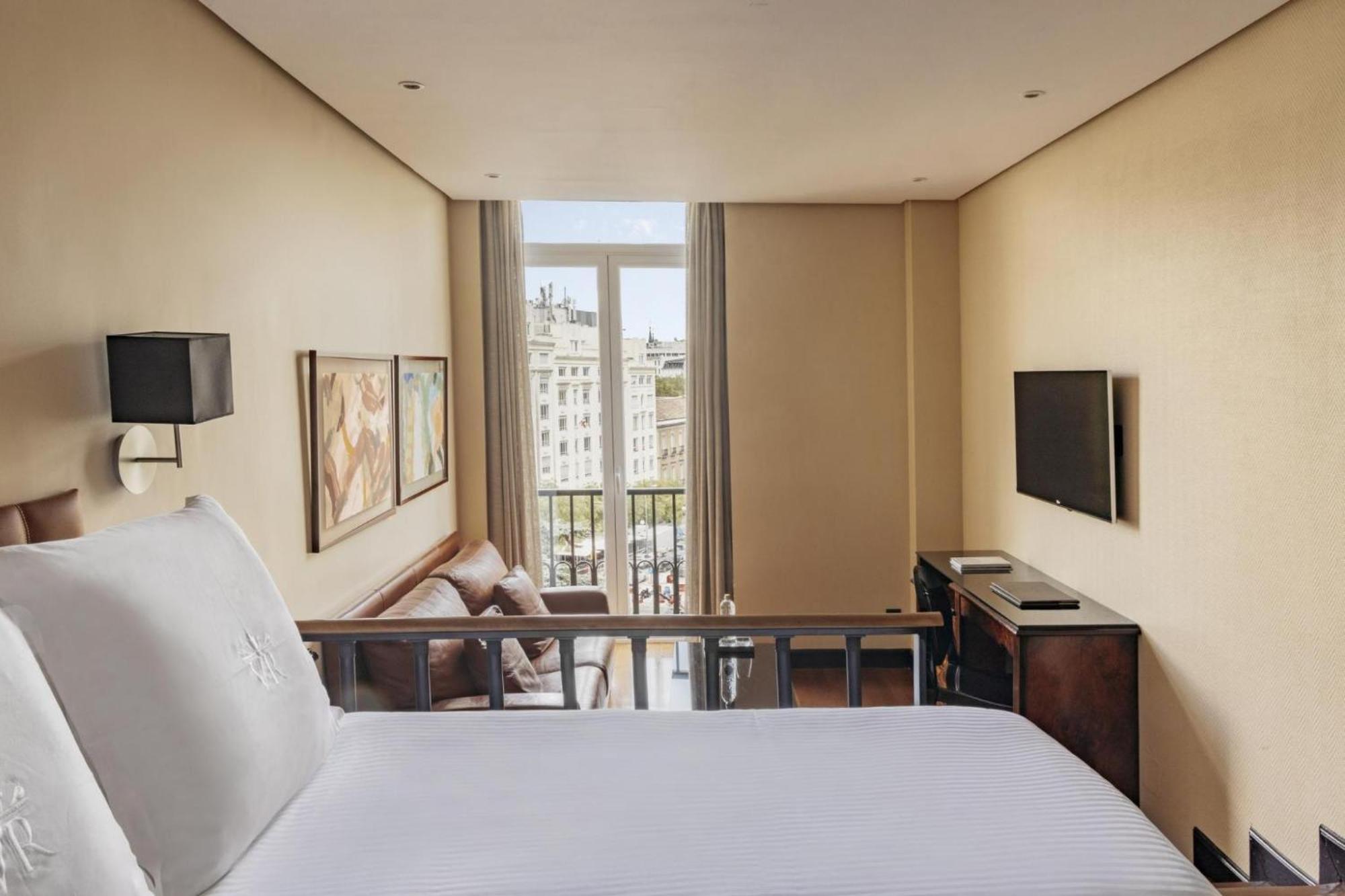 Superior Double or Twin Room with City View