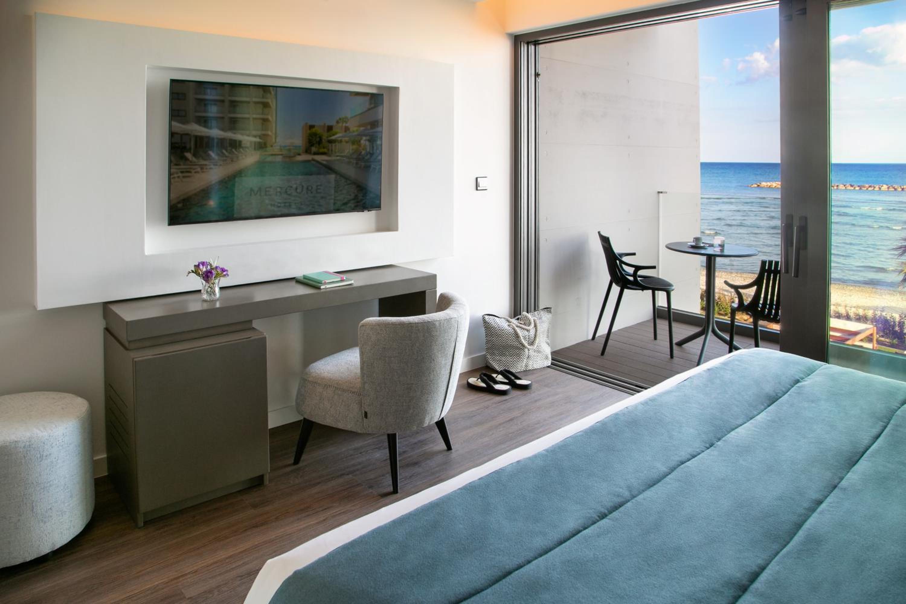 Duplex Villa with Balcony and Sea View