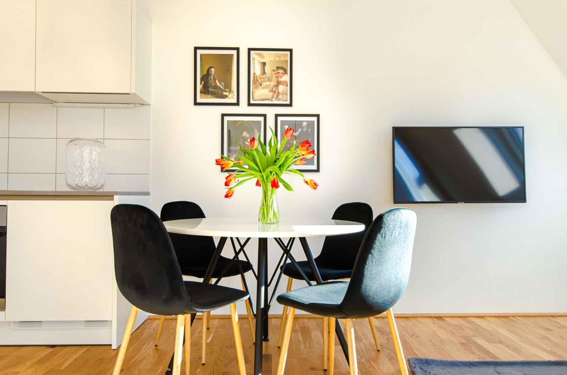 One-Bedroom Apartment with Terrace