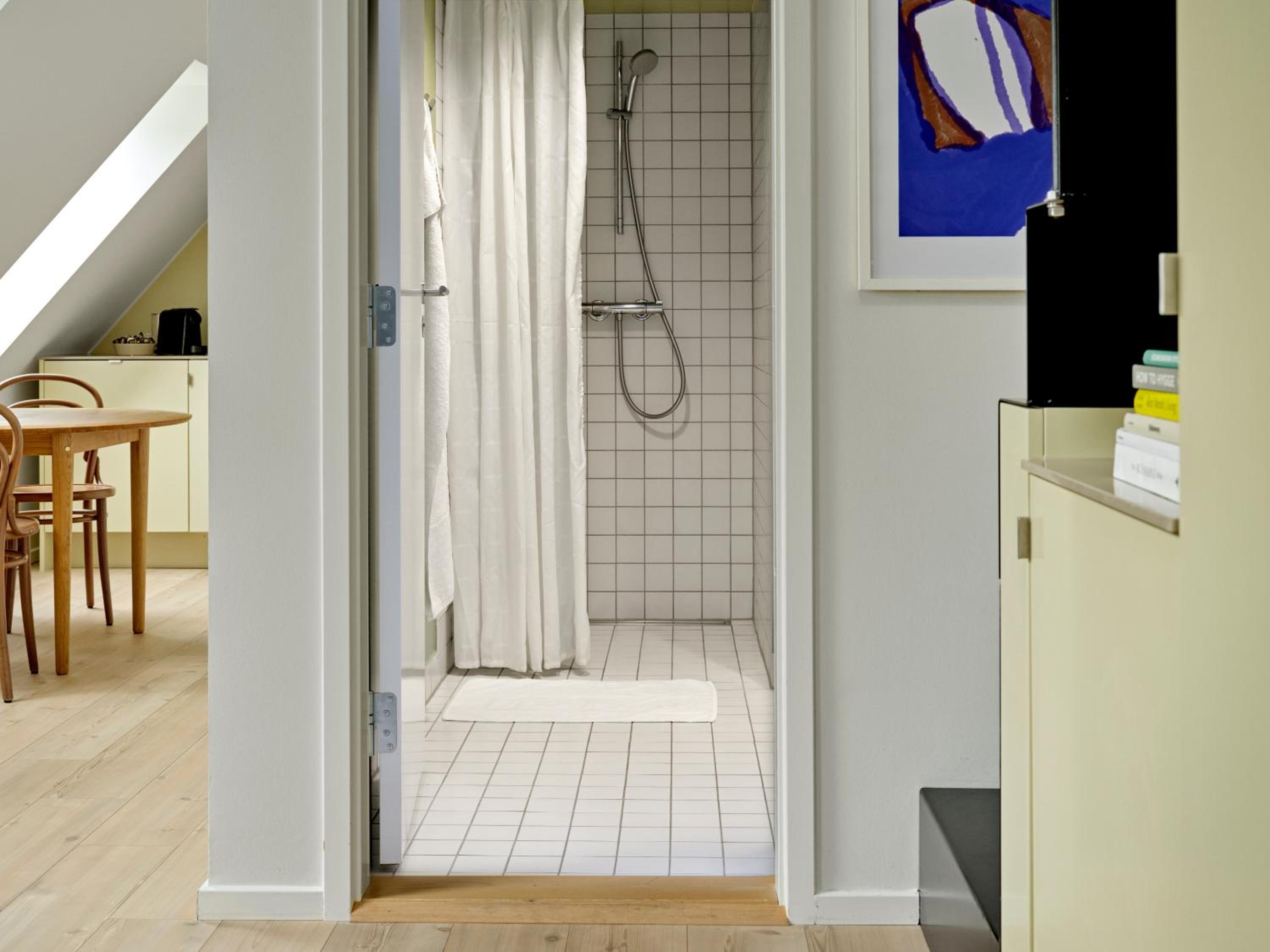 Split Level Apartment - Loft Bed