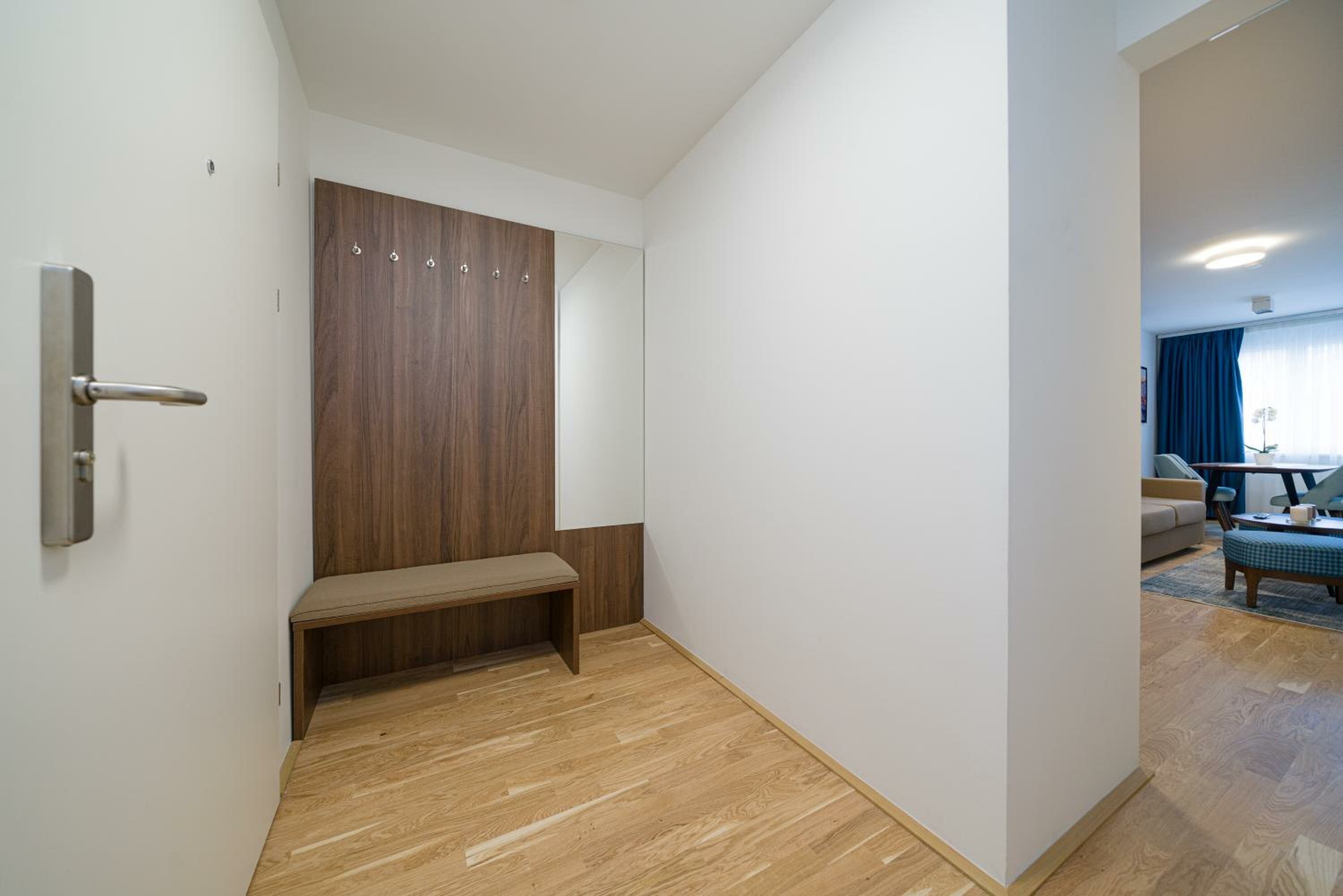 One-Bedroom Apartment with Balcony