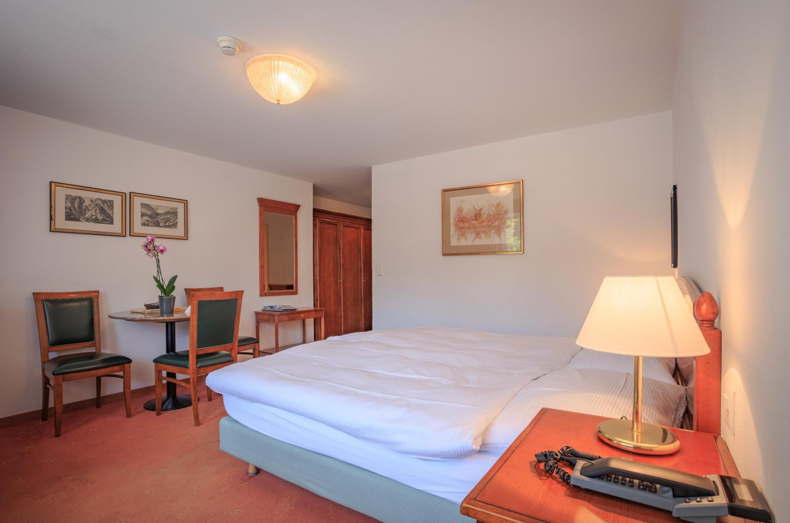 Two-Bedroom Apartment with Matterhorn view