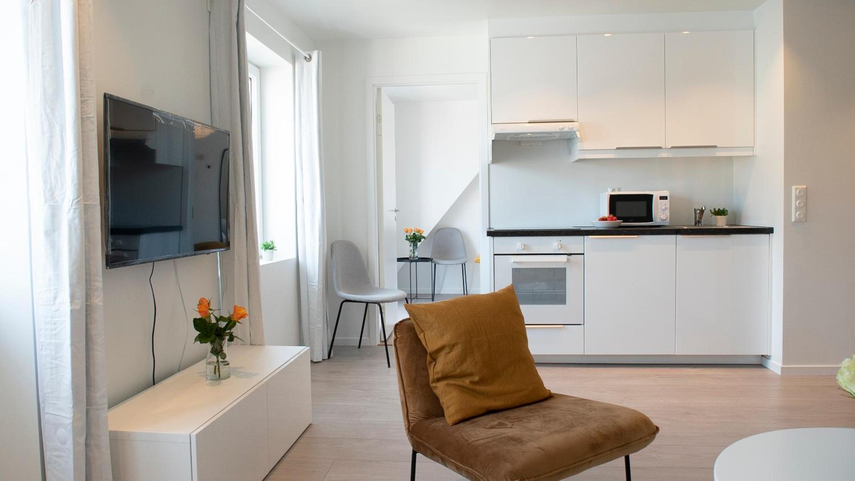 One-Bedroom Apartment