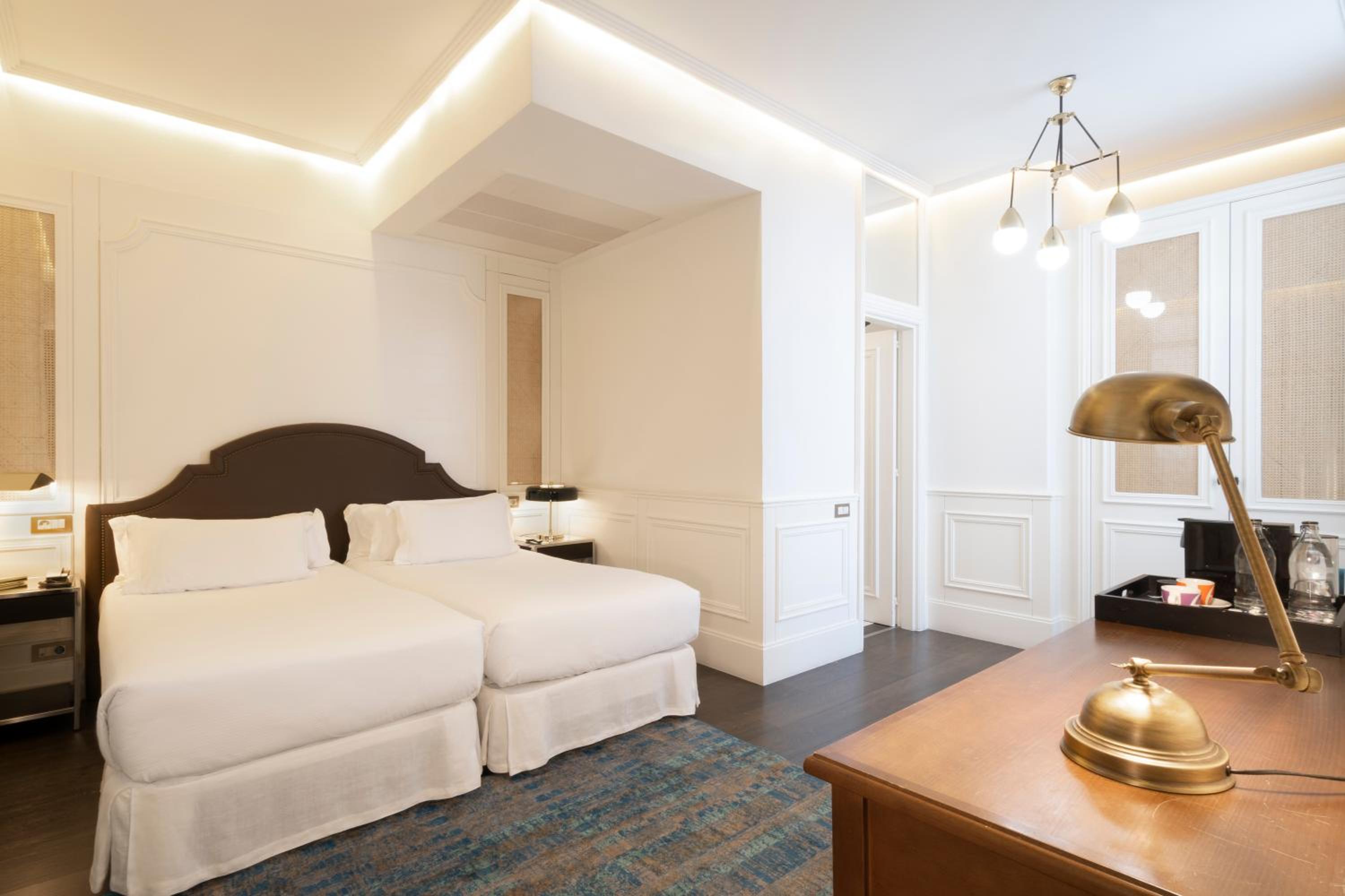 Deluxe Double Room with Terrace