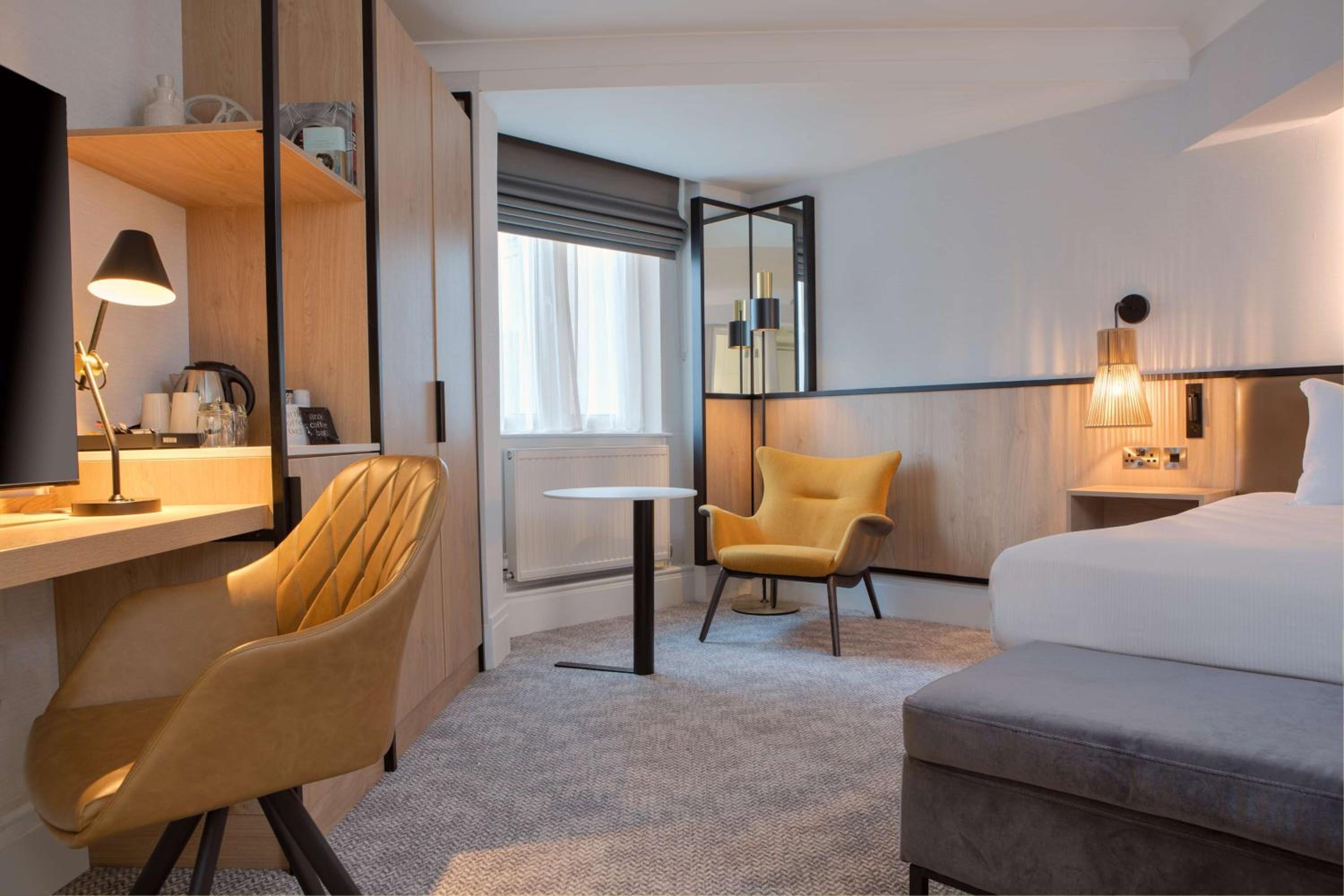 Deluxe King Room