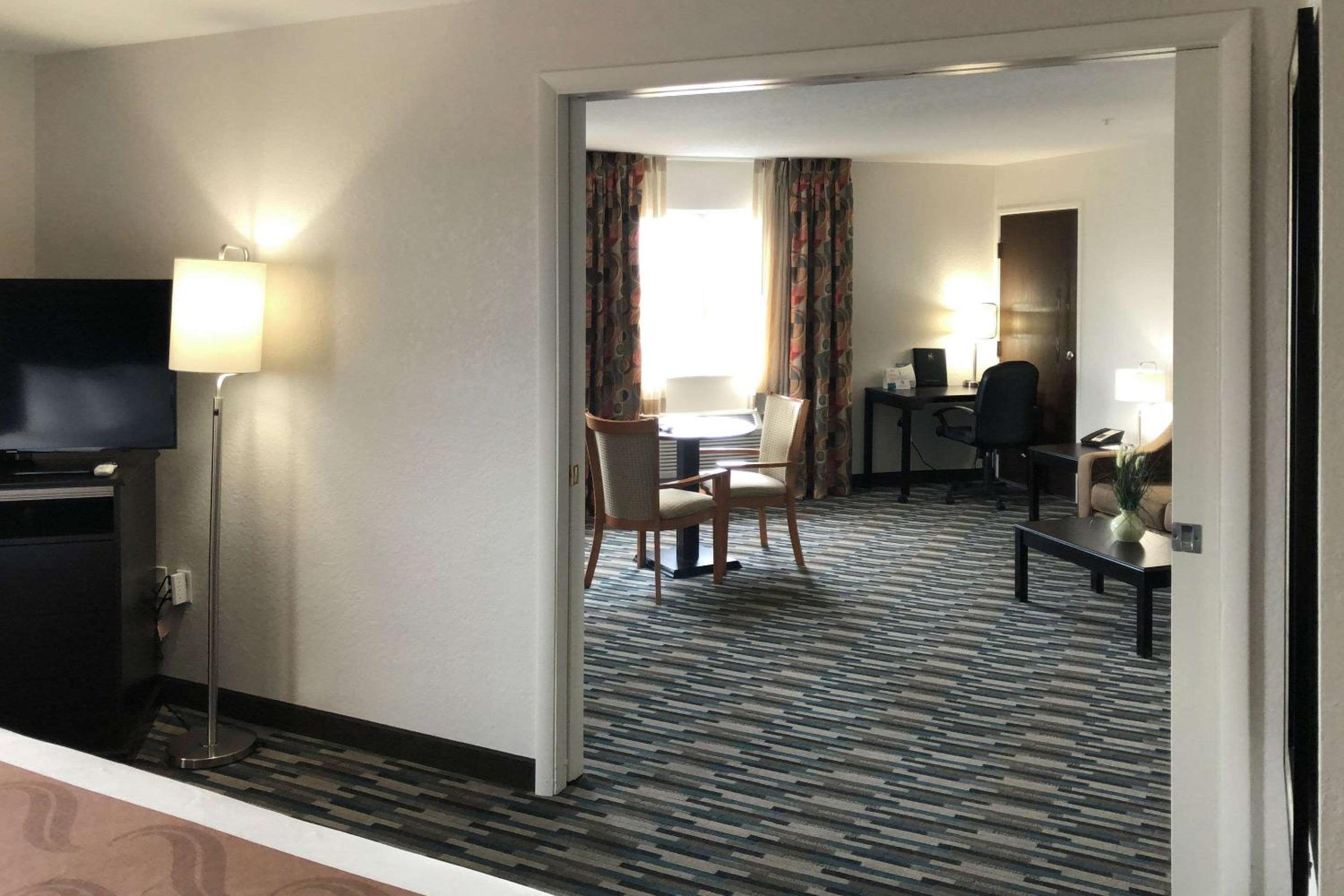 King Room - Accessible/Non-Smoking
