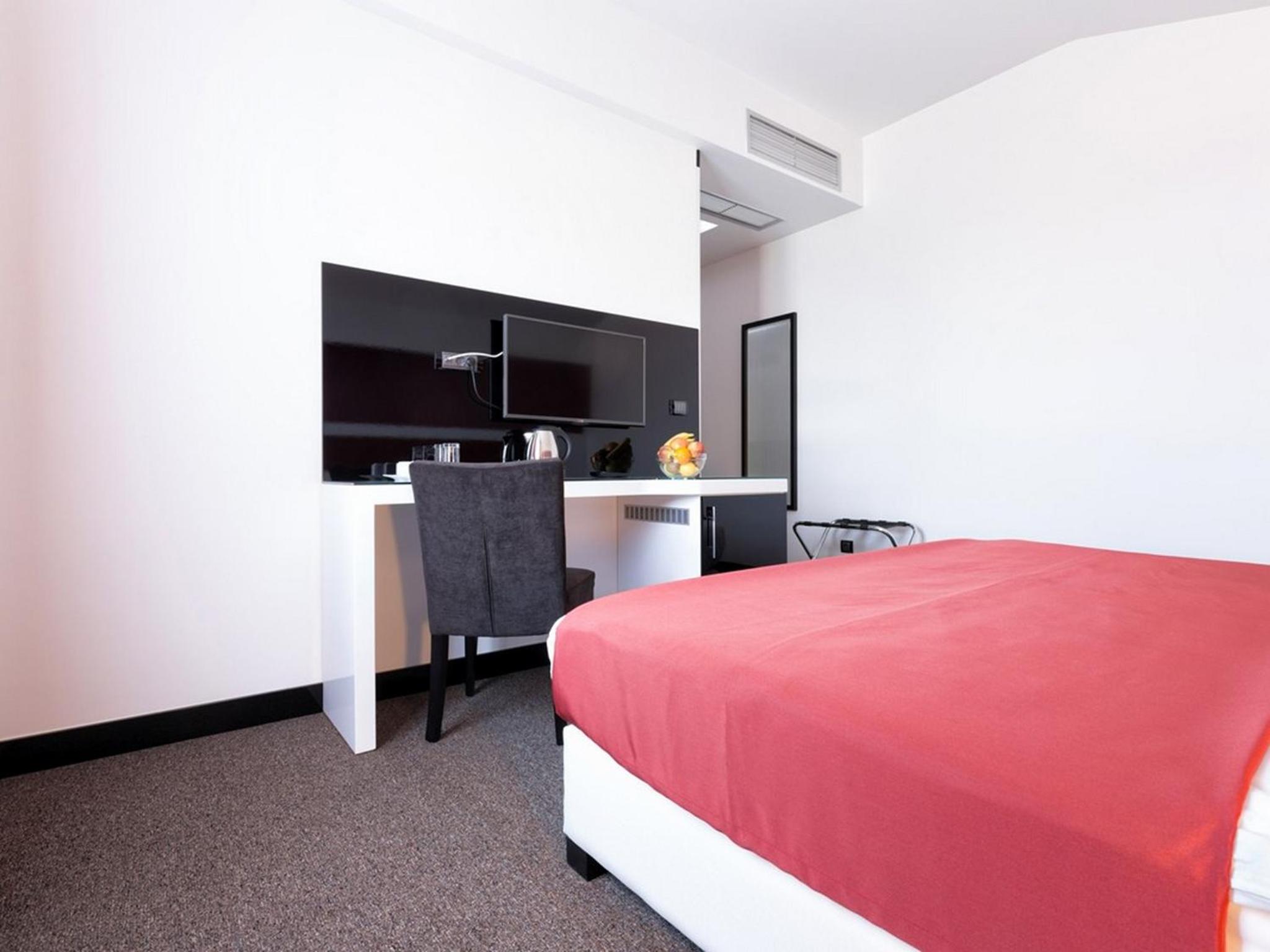 Superior King or Twin Room