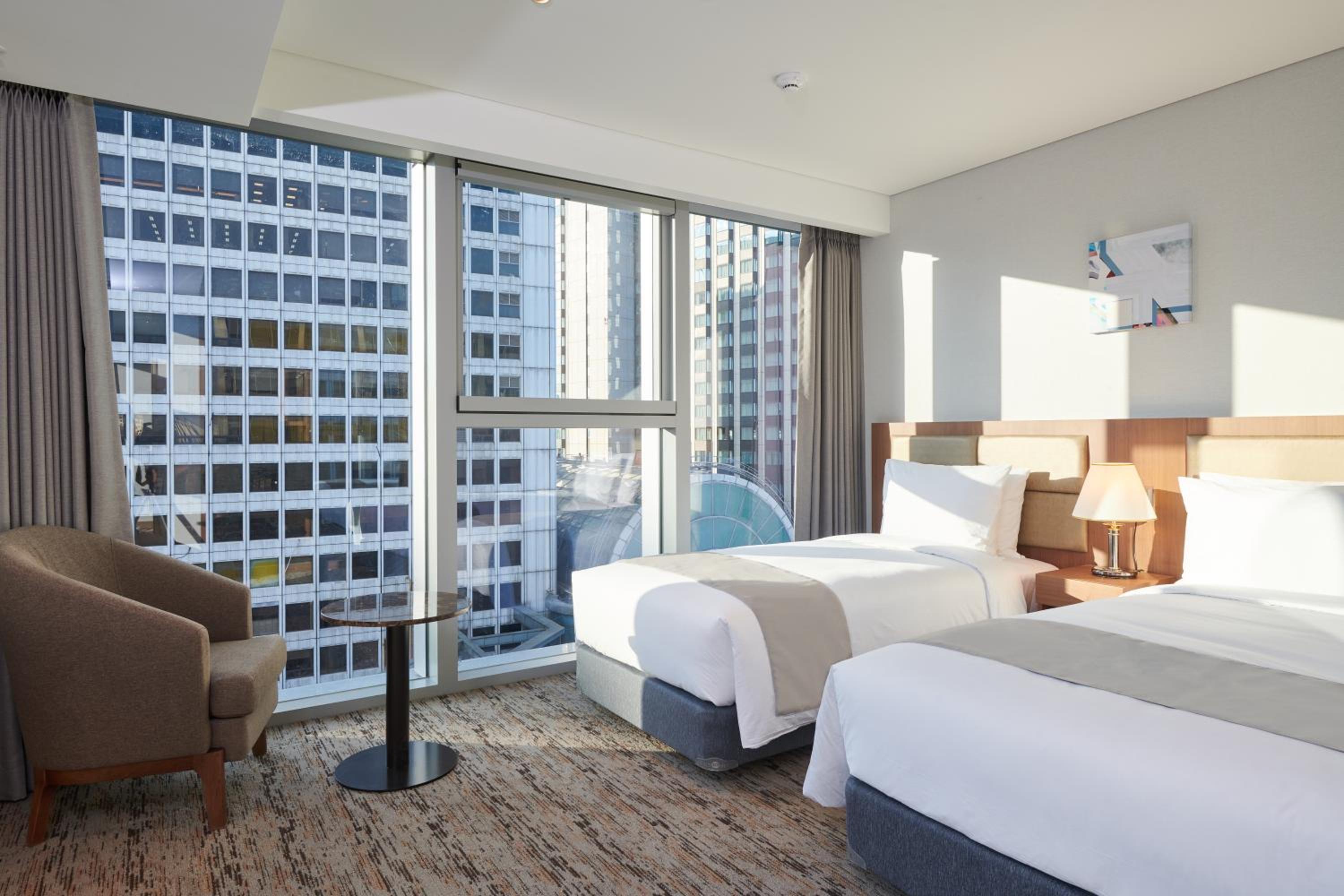 Family Twin Edge Room