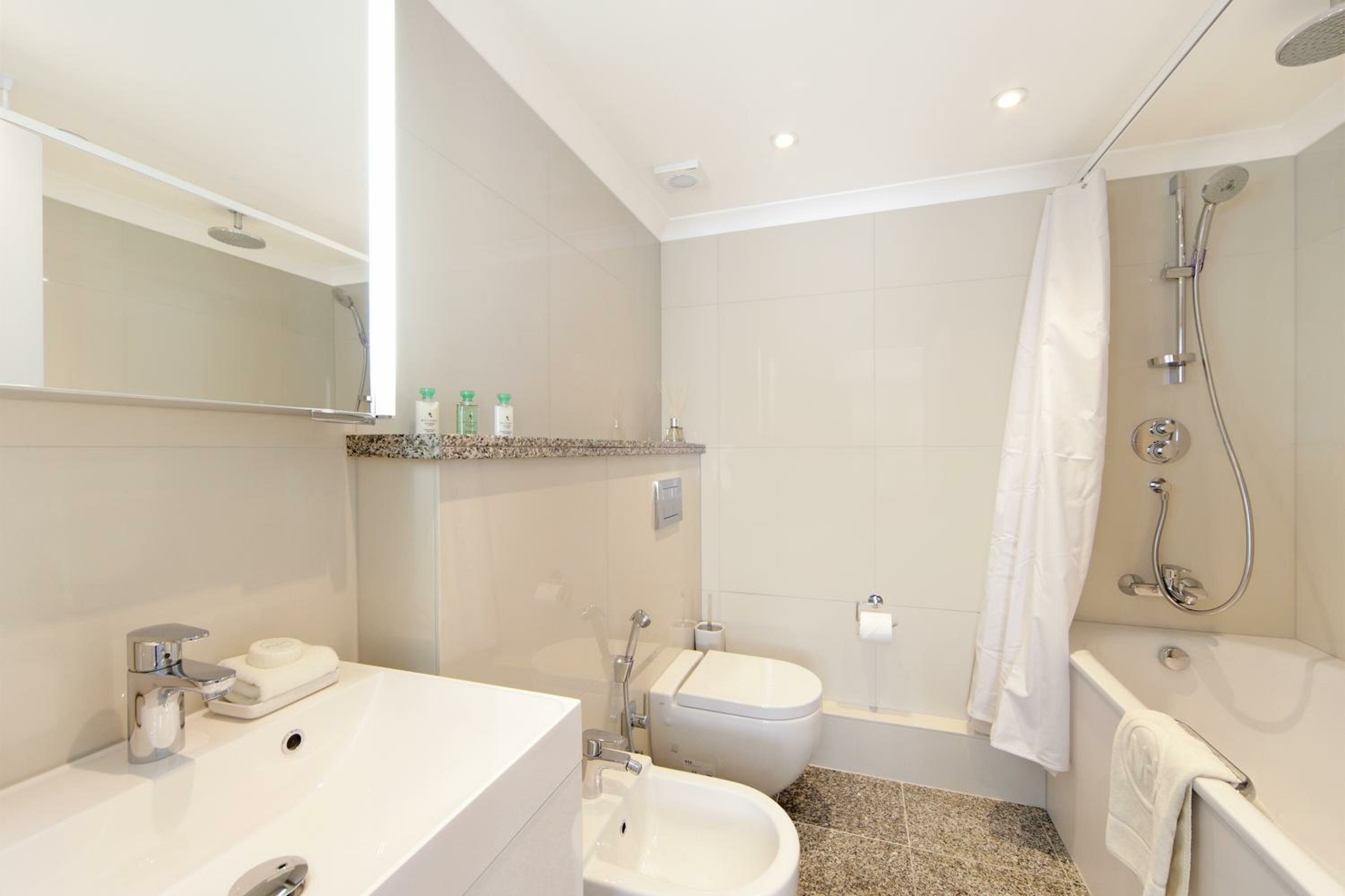 Executive Three-Bedroom Apartment