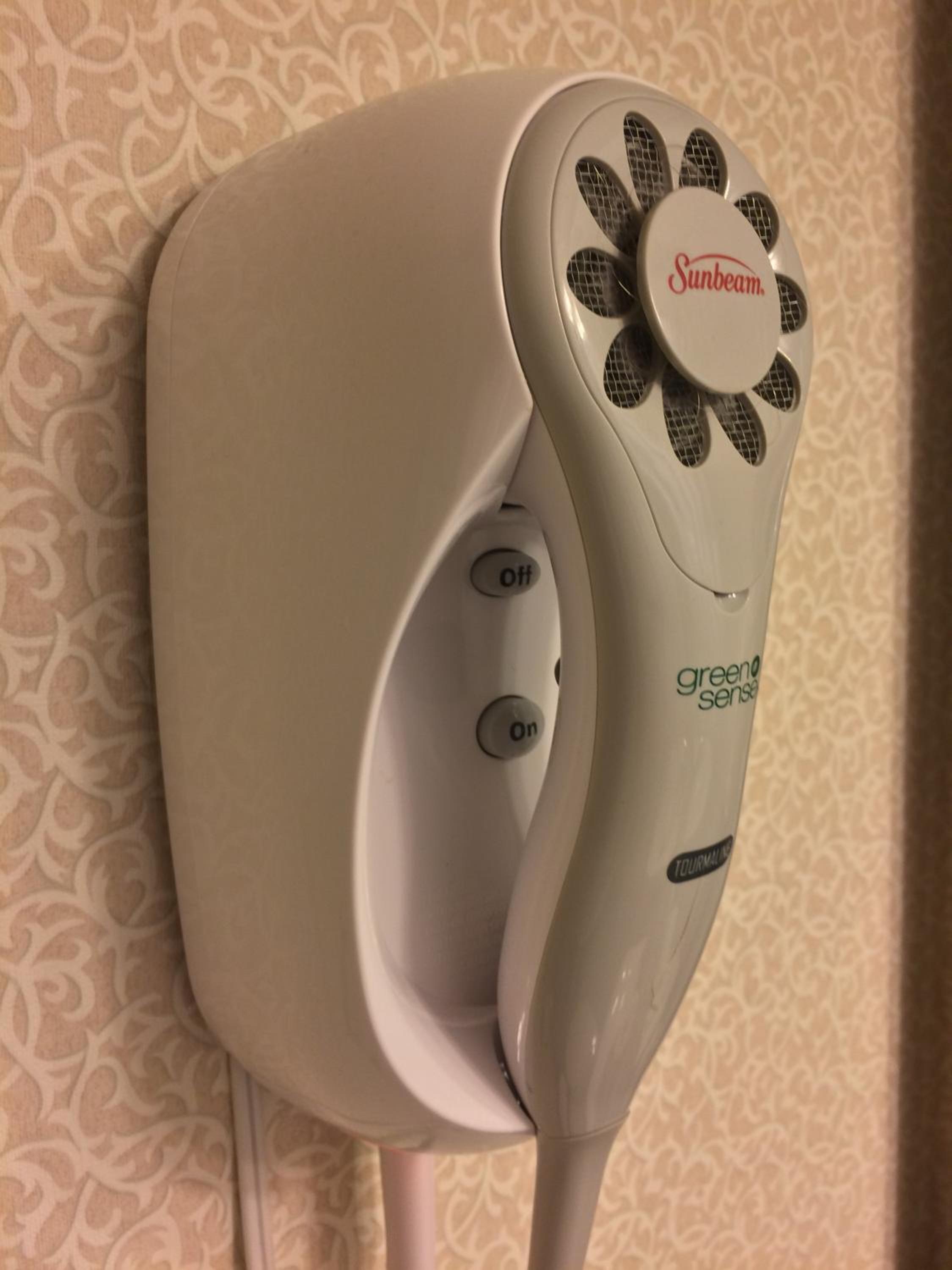 Deluxe King Room - Non-Smoking