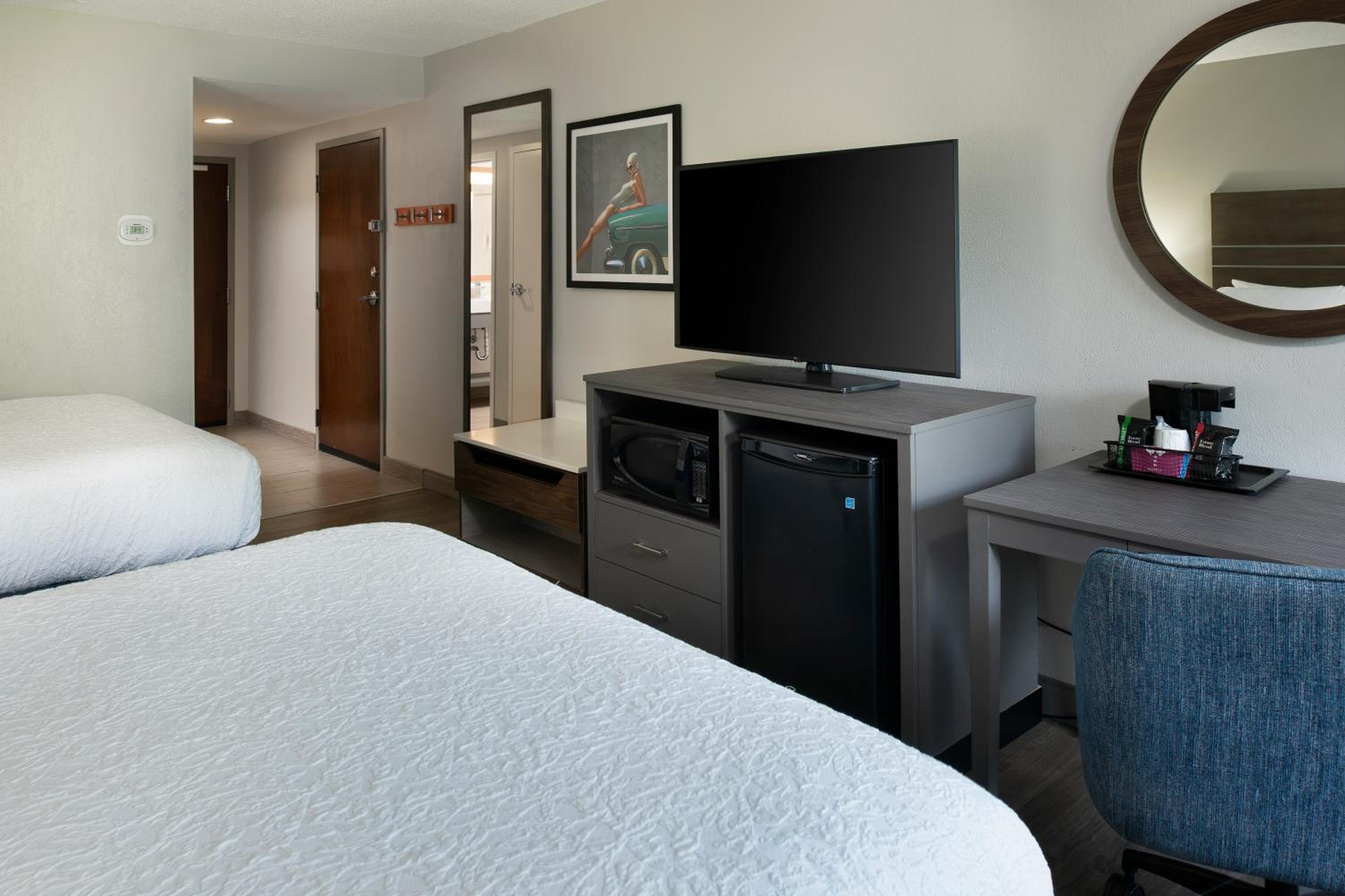 Queen Room with Two Queen Beds - Hearing Access/Non-Smoking