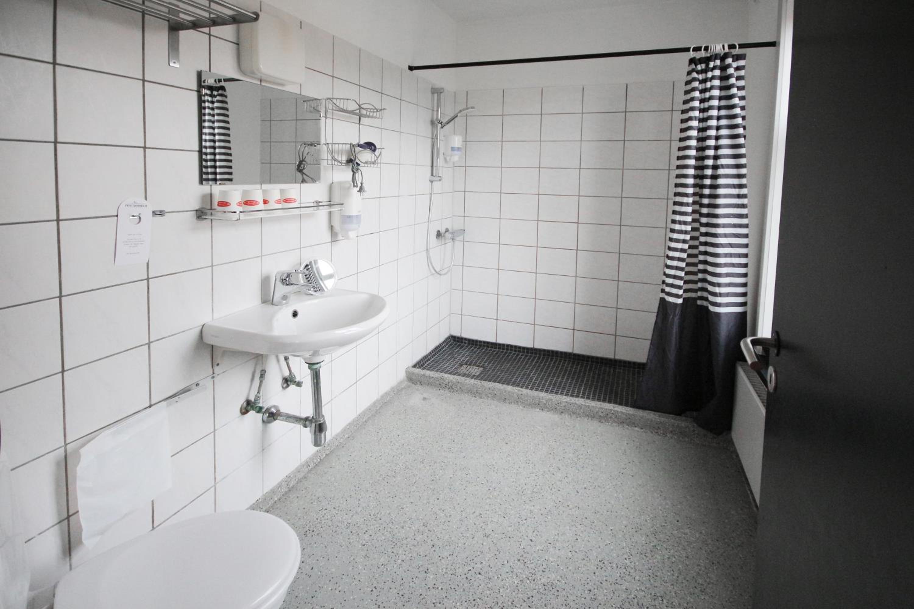 Family Room (4 Adults)