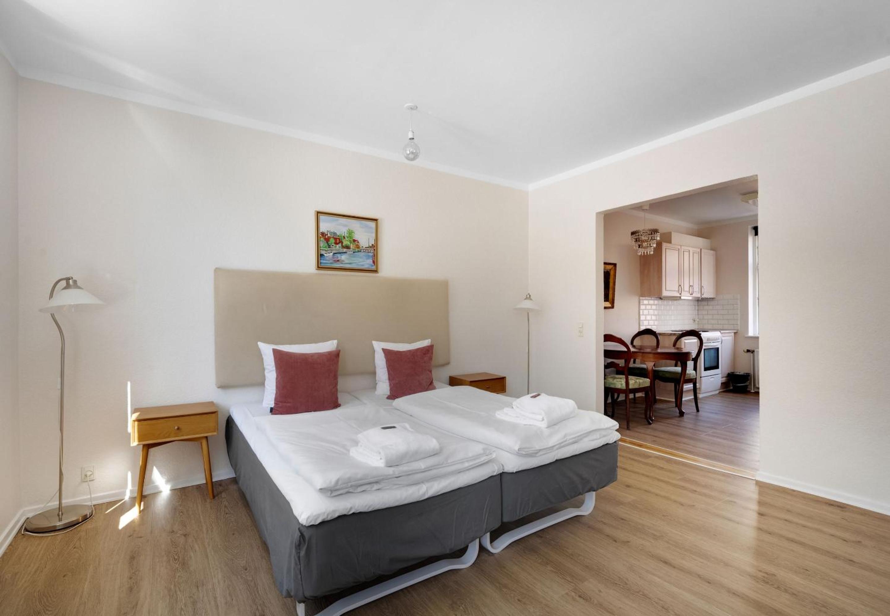 Family Room (4 Adults)