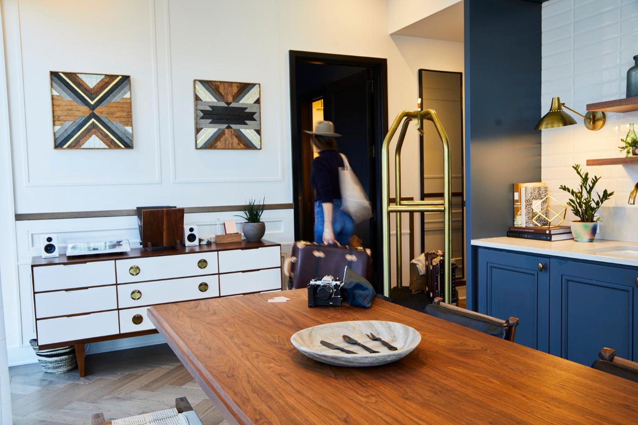 Penthouse Suite, 2 King, River view, High floor