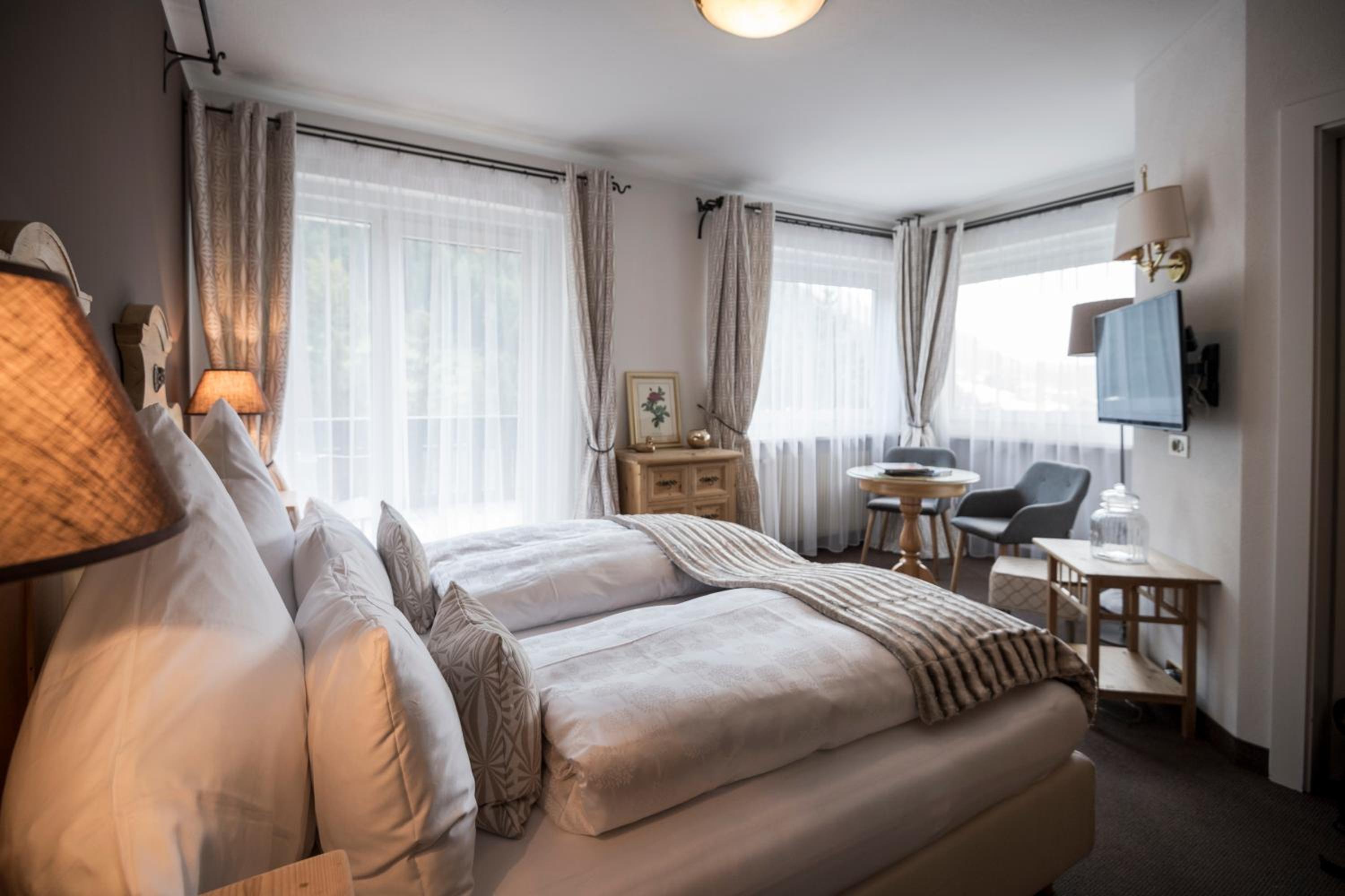 Double Room with Mountain View