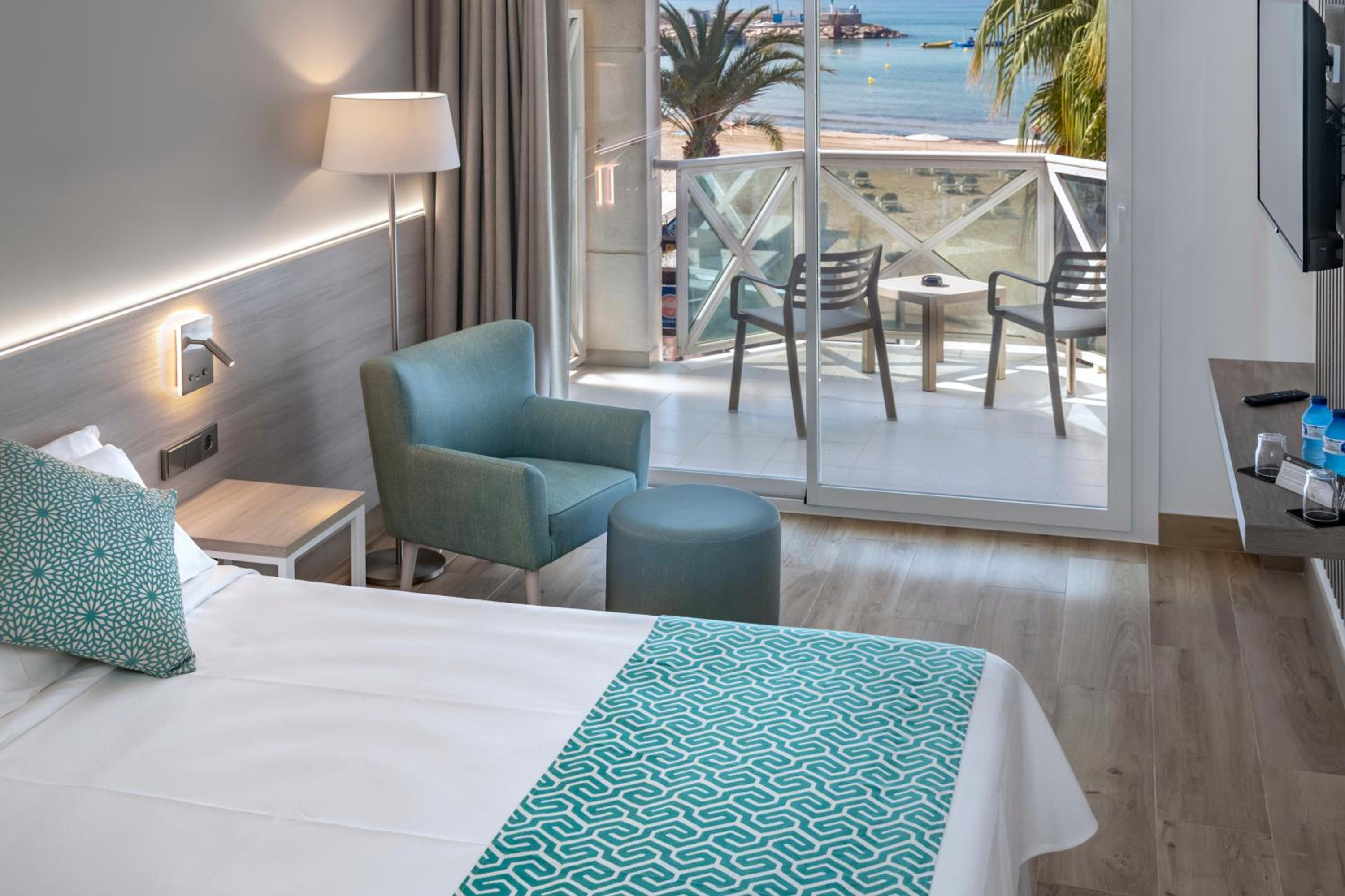 Double Room with Sea View (2 Adults)