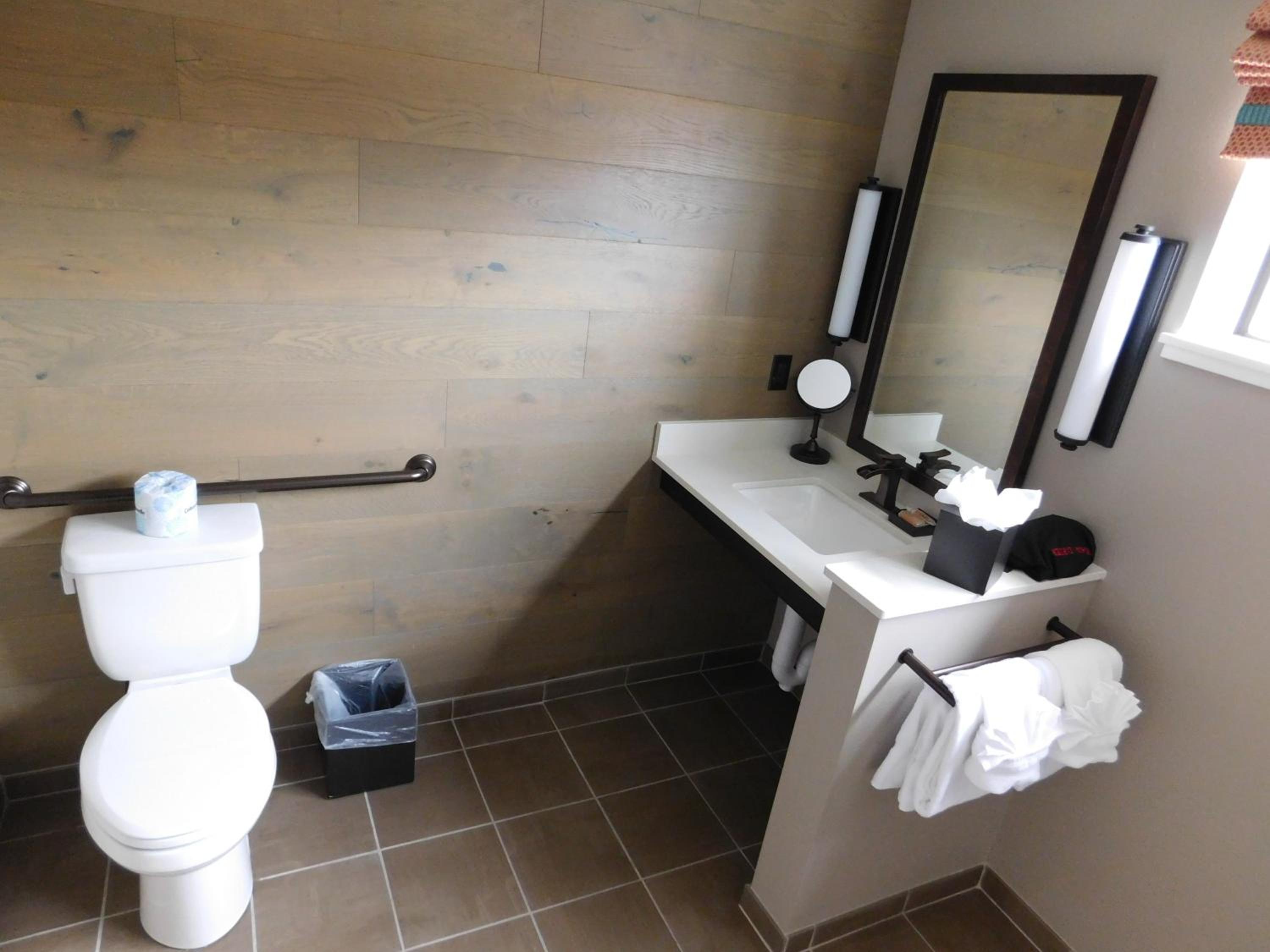 King Room - Disability Access