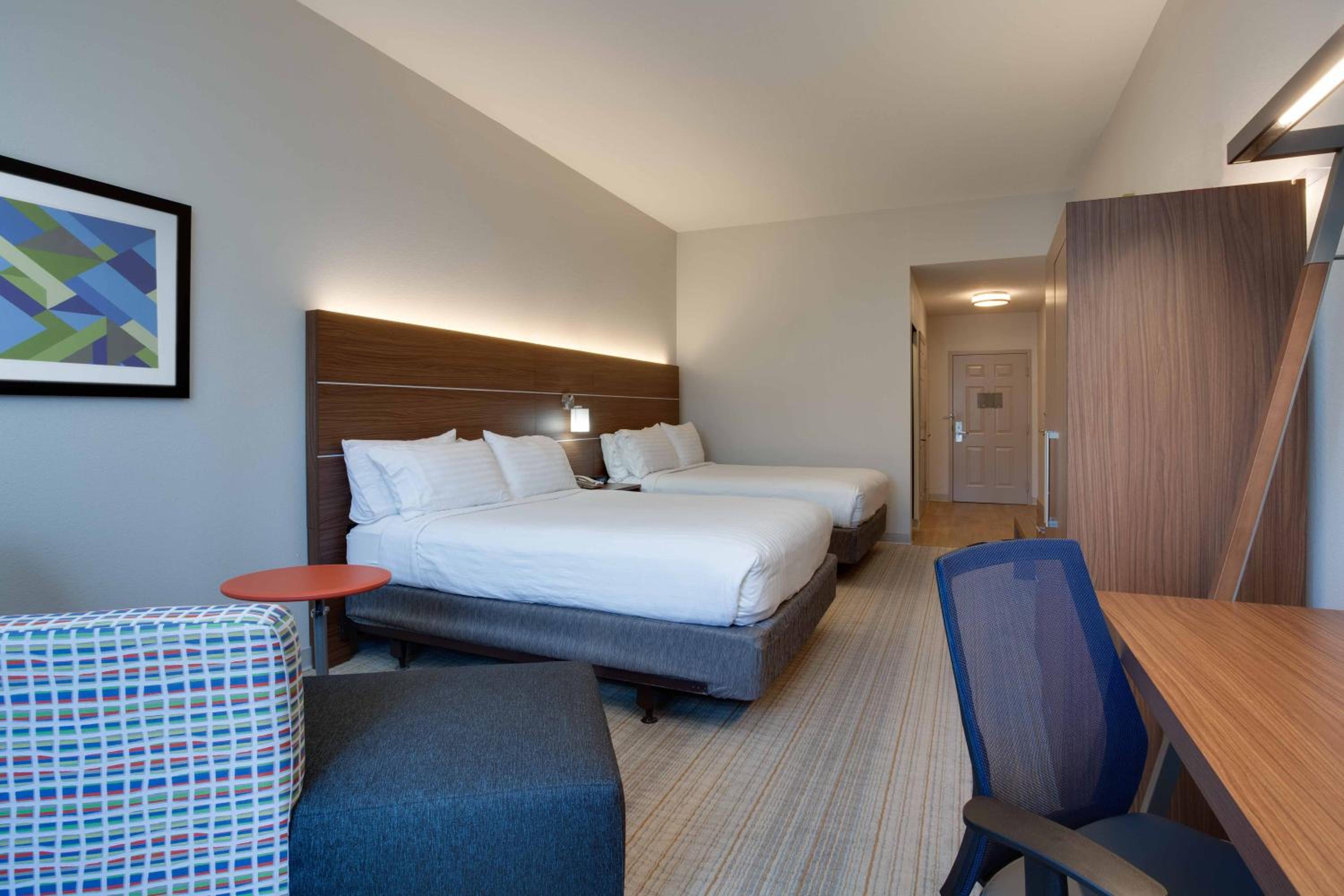 Standard Queen Room with Two Queen Beds and Extra Floor Space