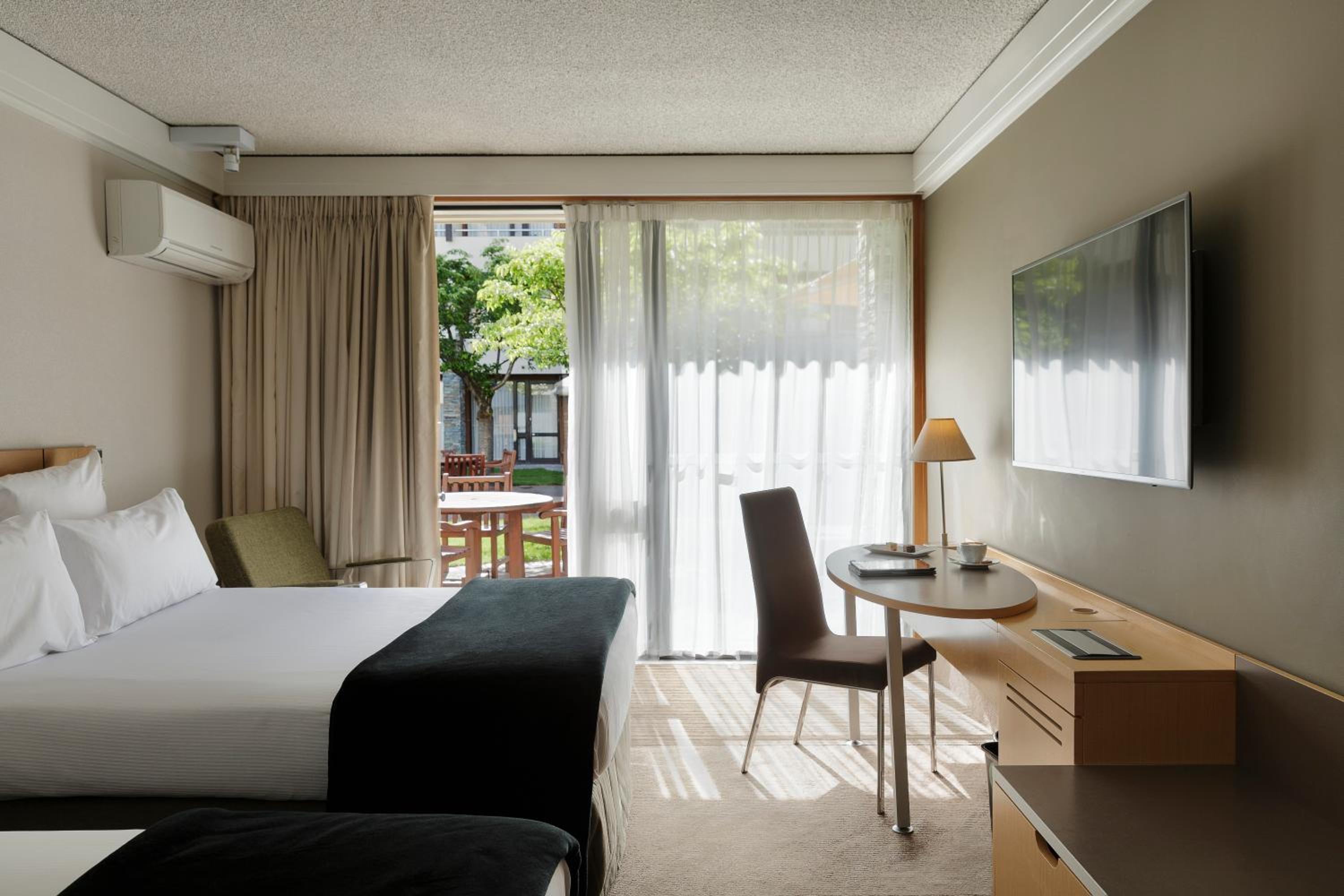 Standard Room with Two Double Beds