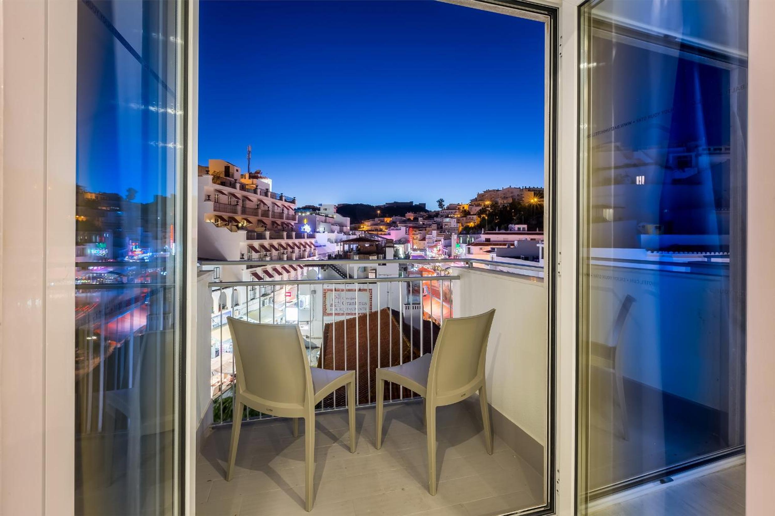 Double or Twin Room with Balcony