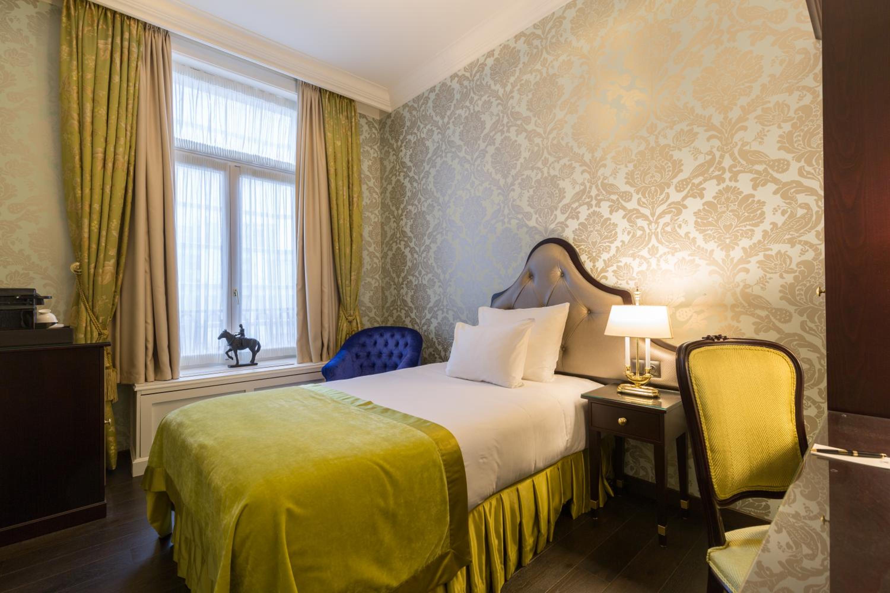 Classic Single Room