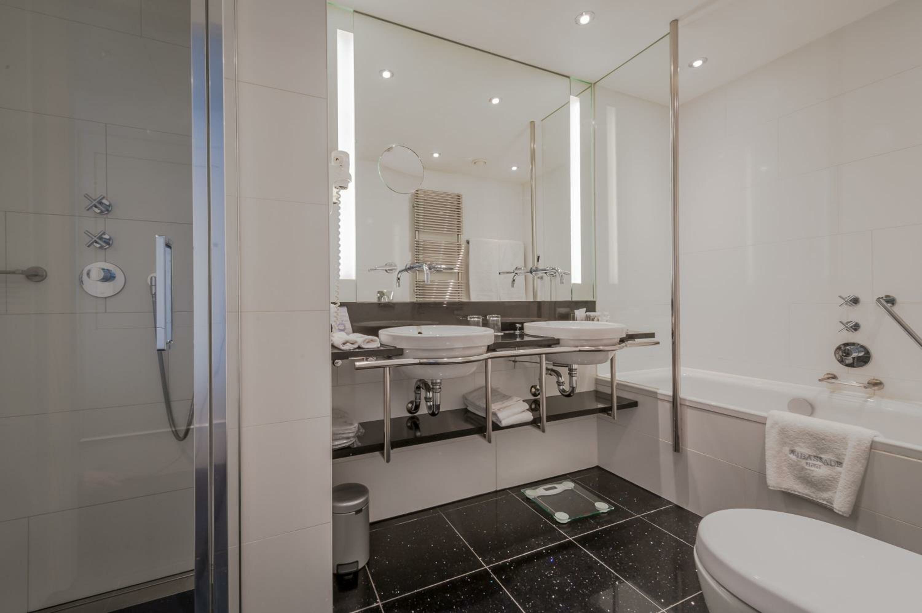 Superior Deluxe Double Room with Canal View