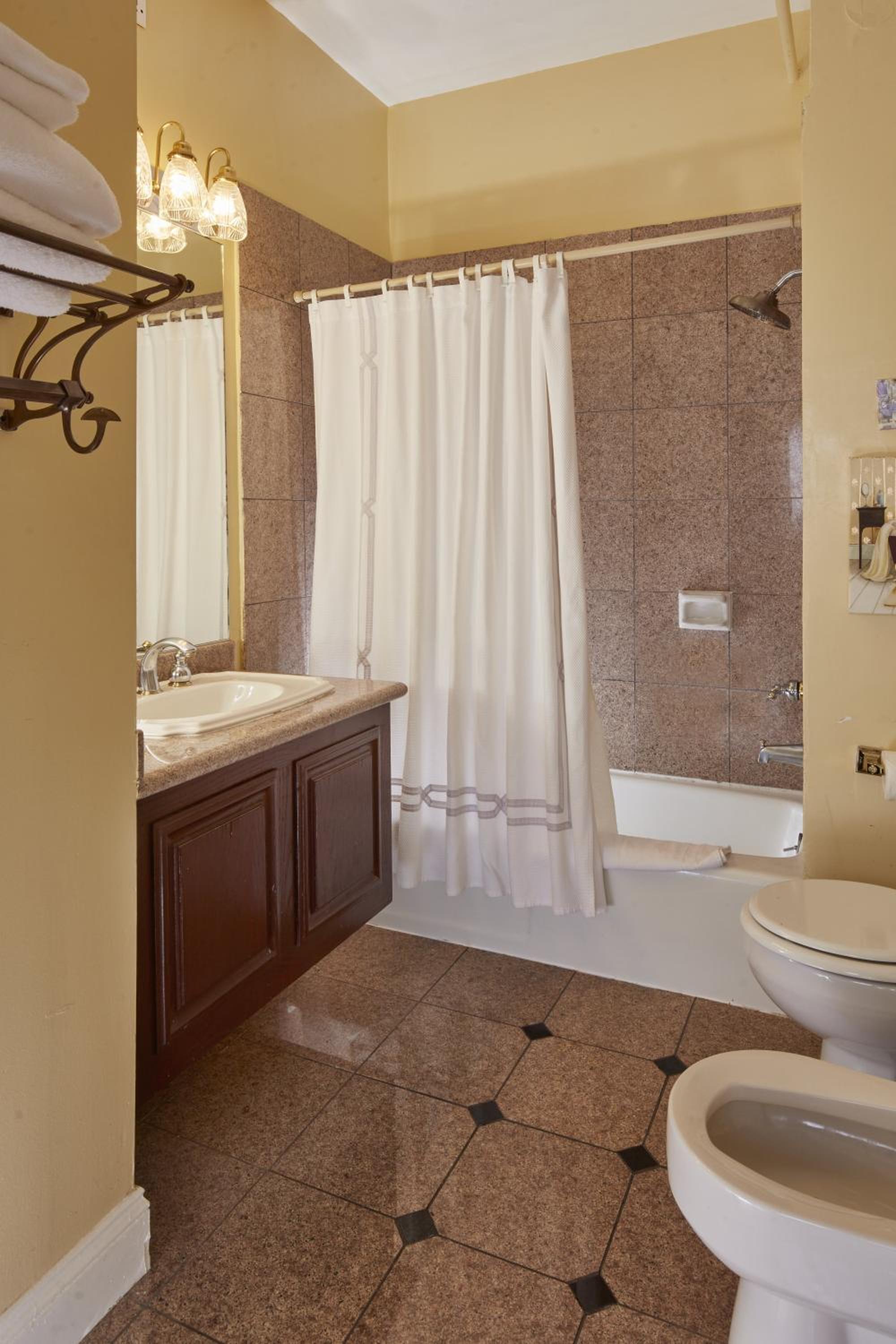 Deluxe King Room with Fireplace