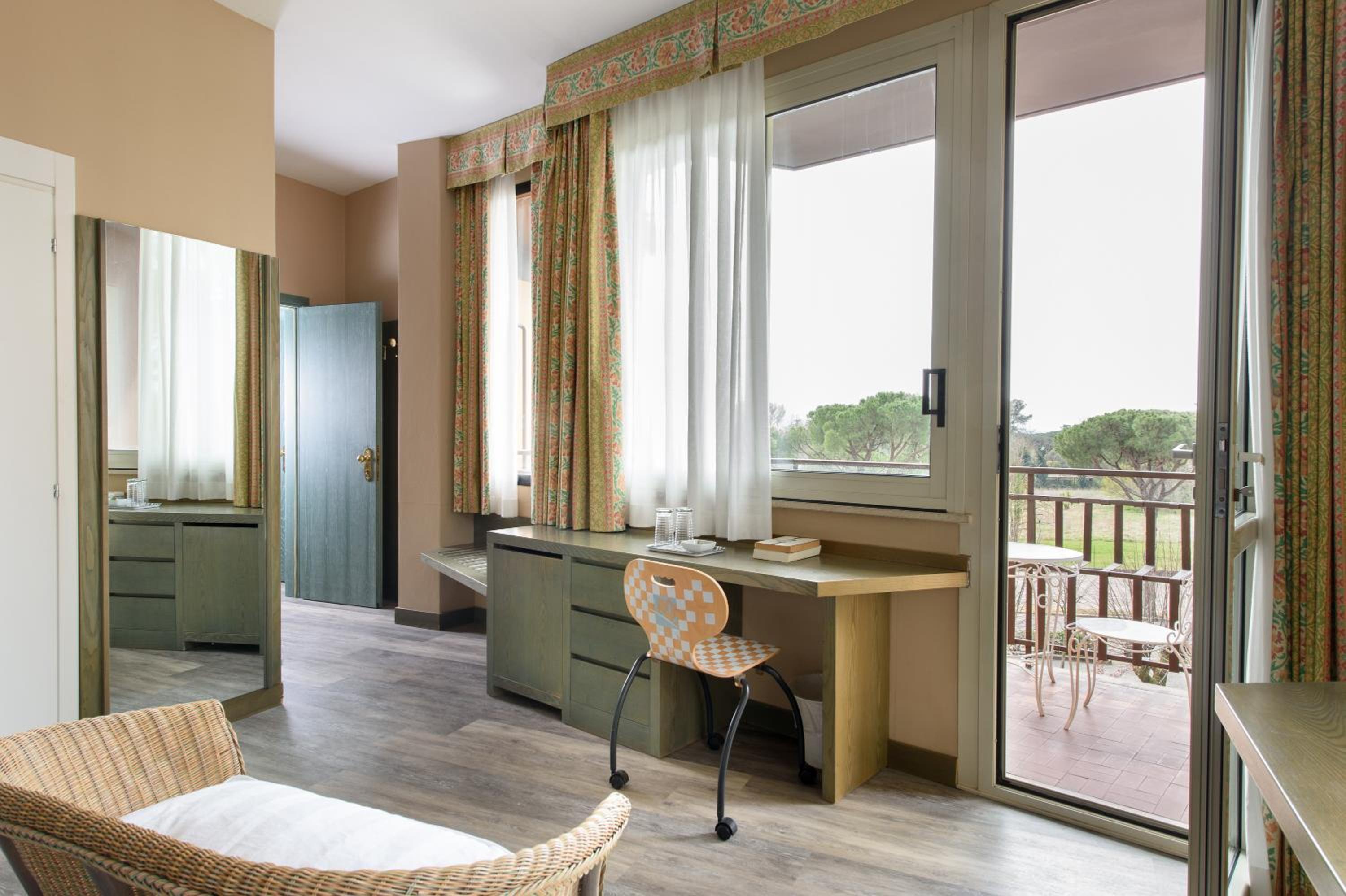 Superior Double Room with Balcony