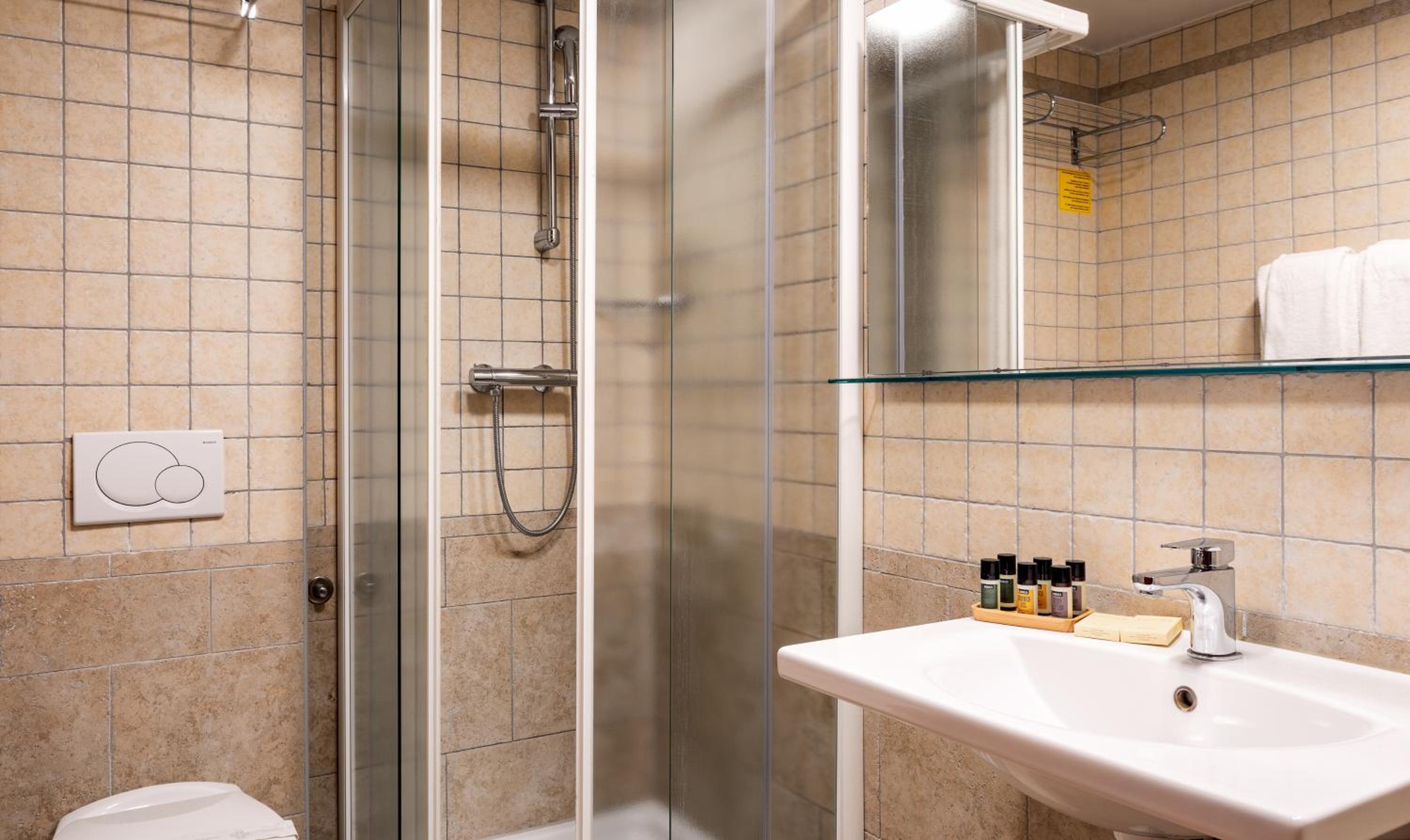 Economy Twin or Double Room