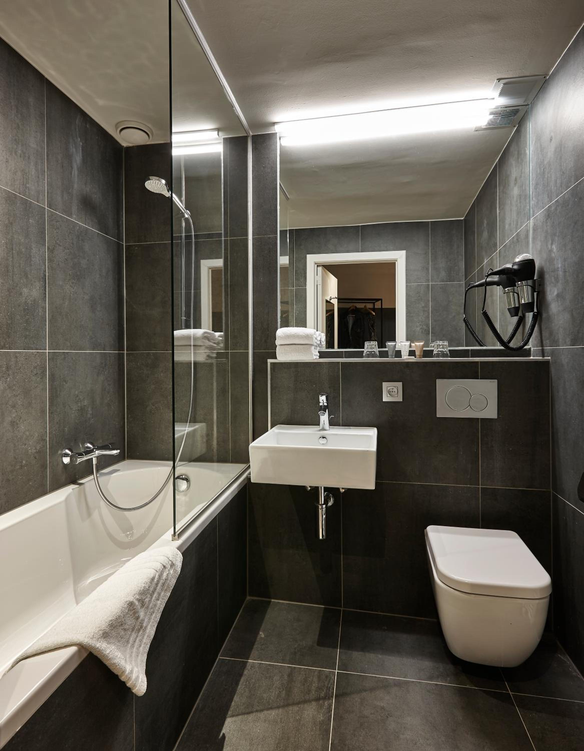Standard Double Room with Canal View
