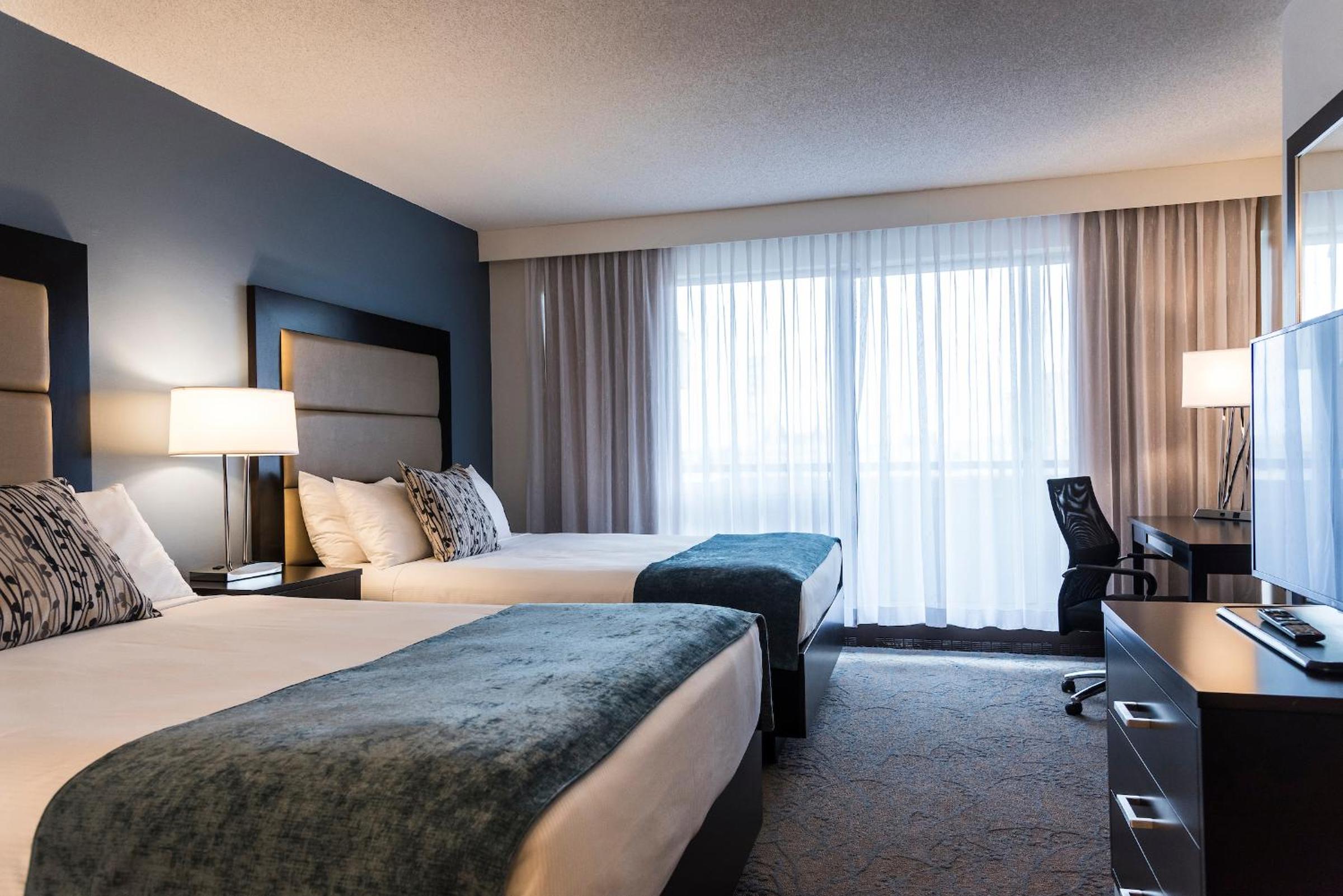 Deluxe Queen Room with Two Queen Beds