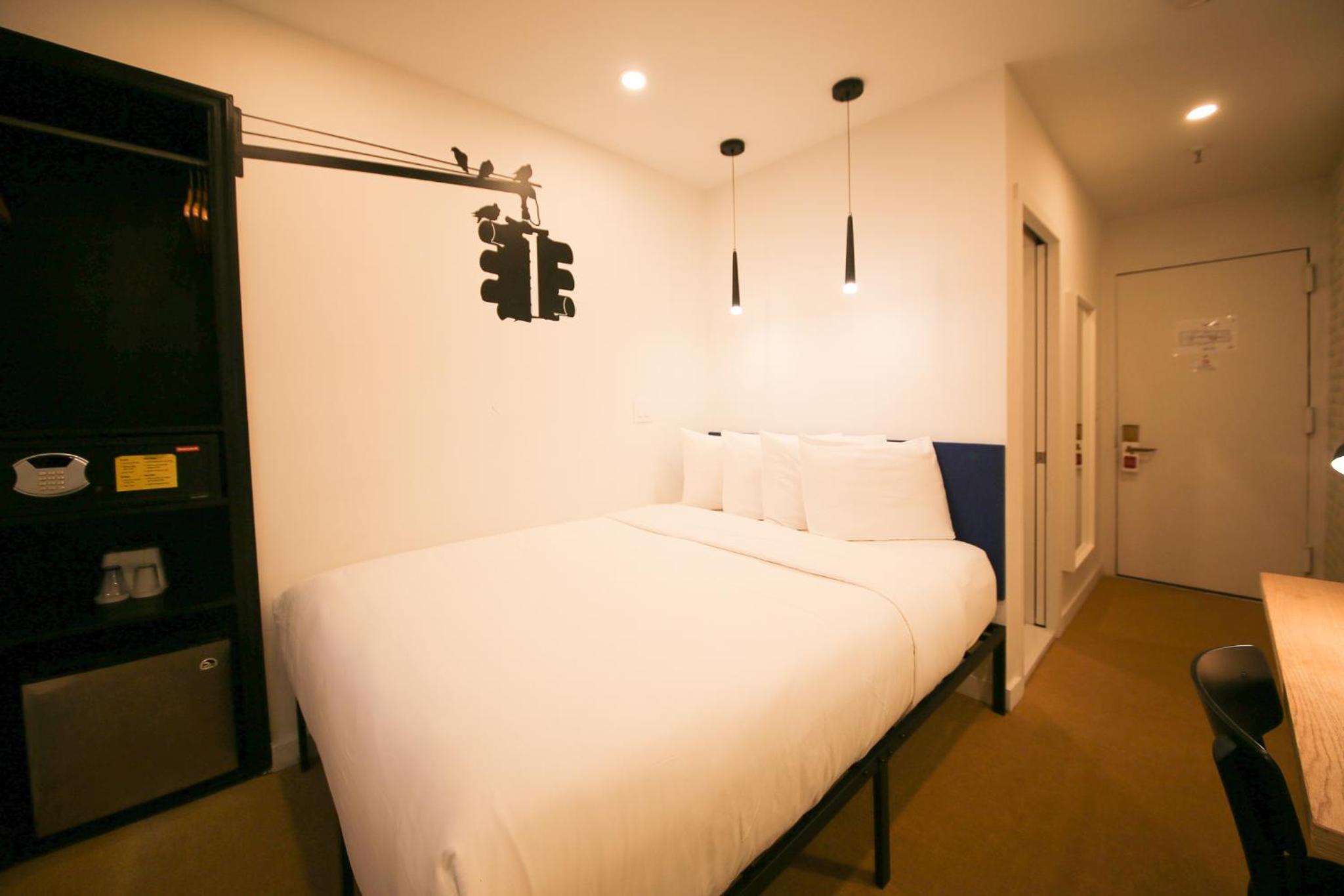 Queen Room