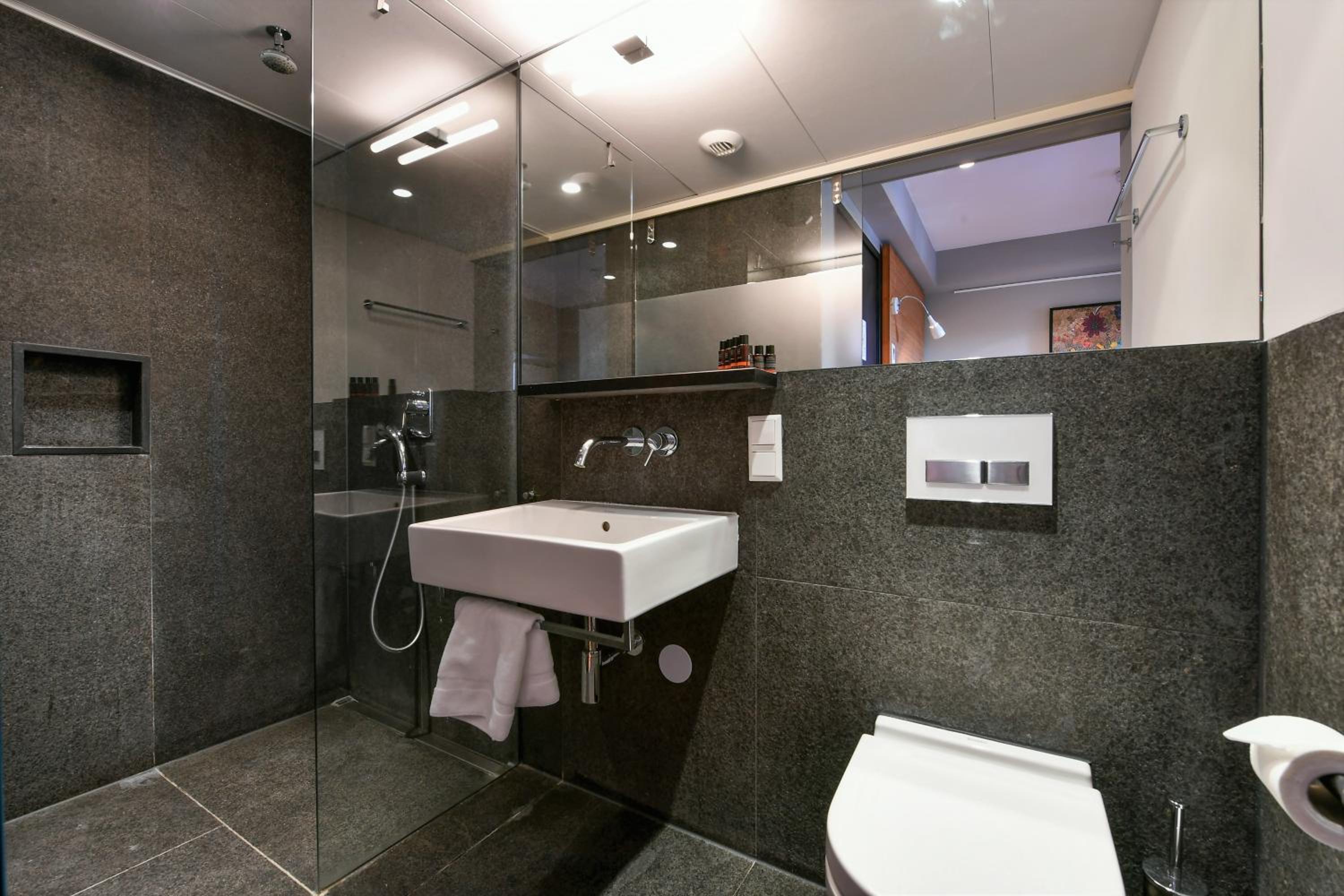 Standard Single Room