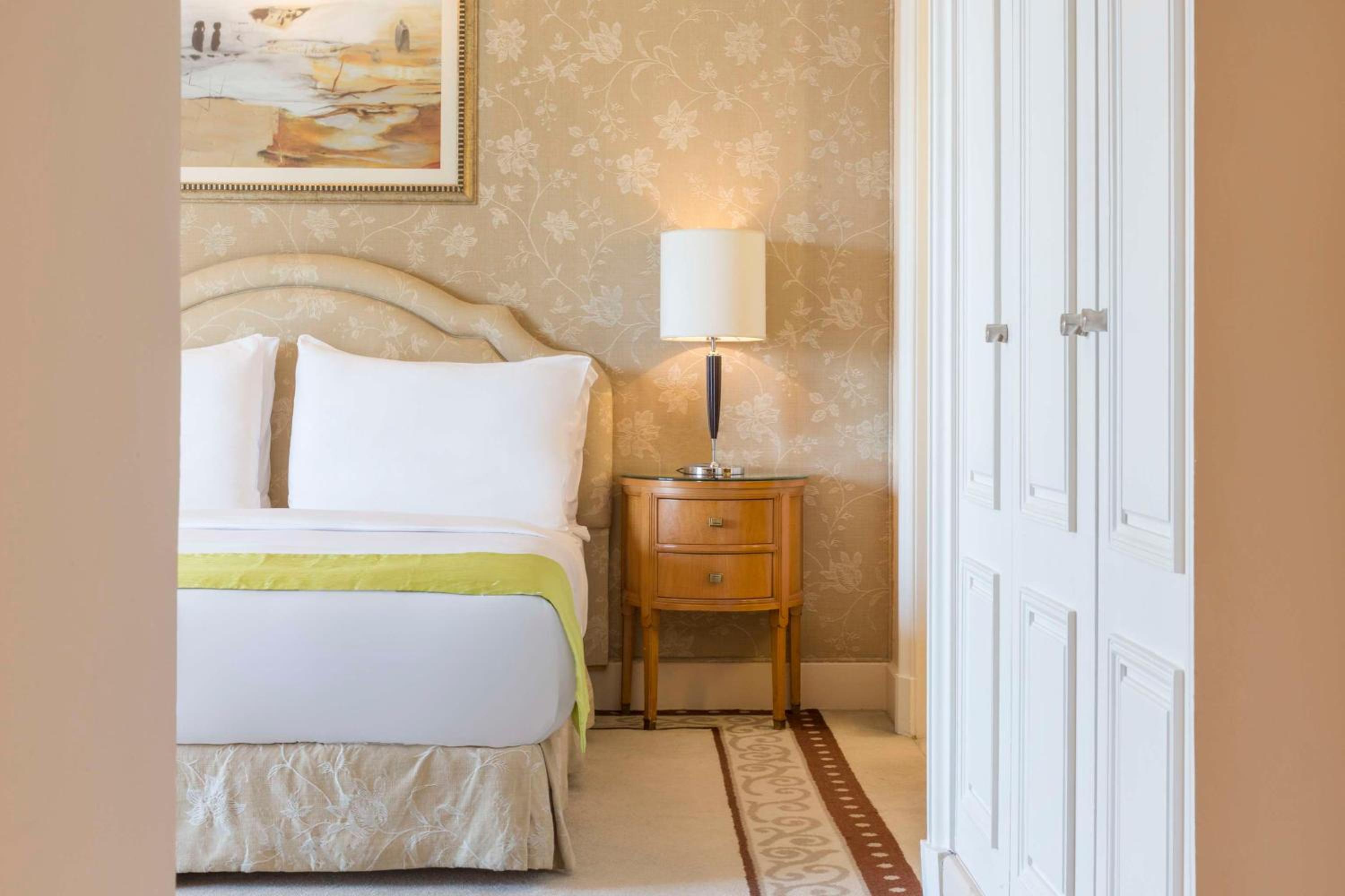 Nile Deluxe Room King